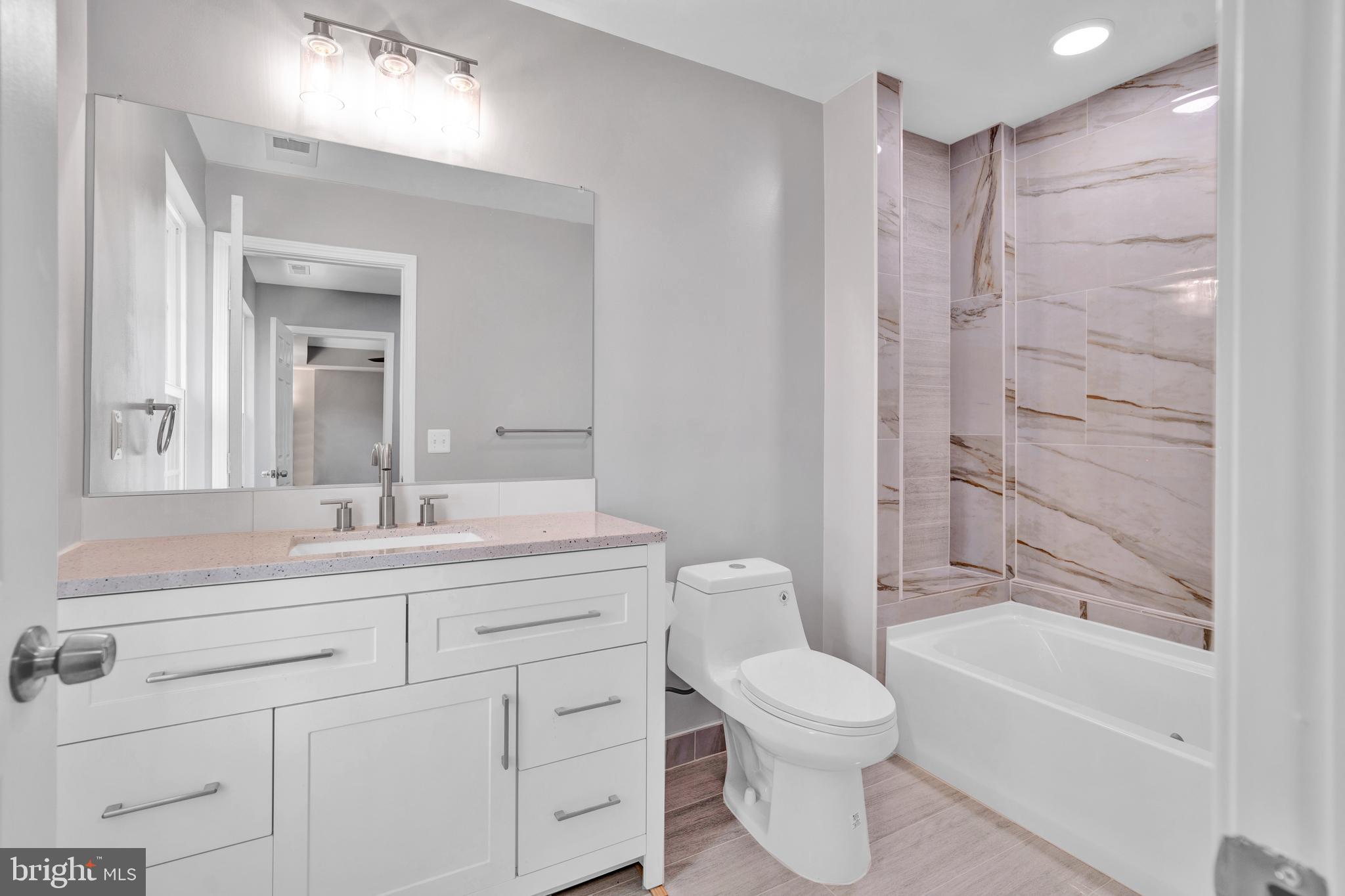 ANNANDALE - Residential Lease