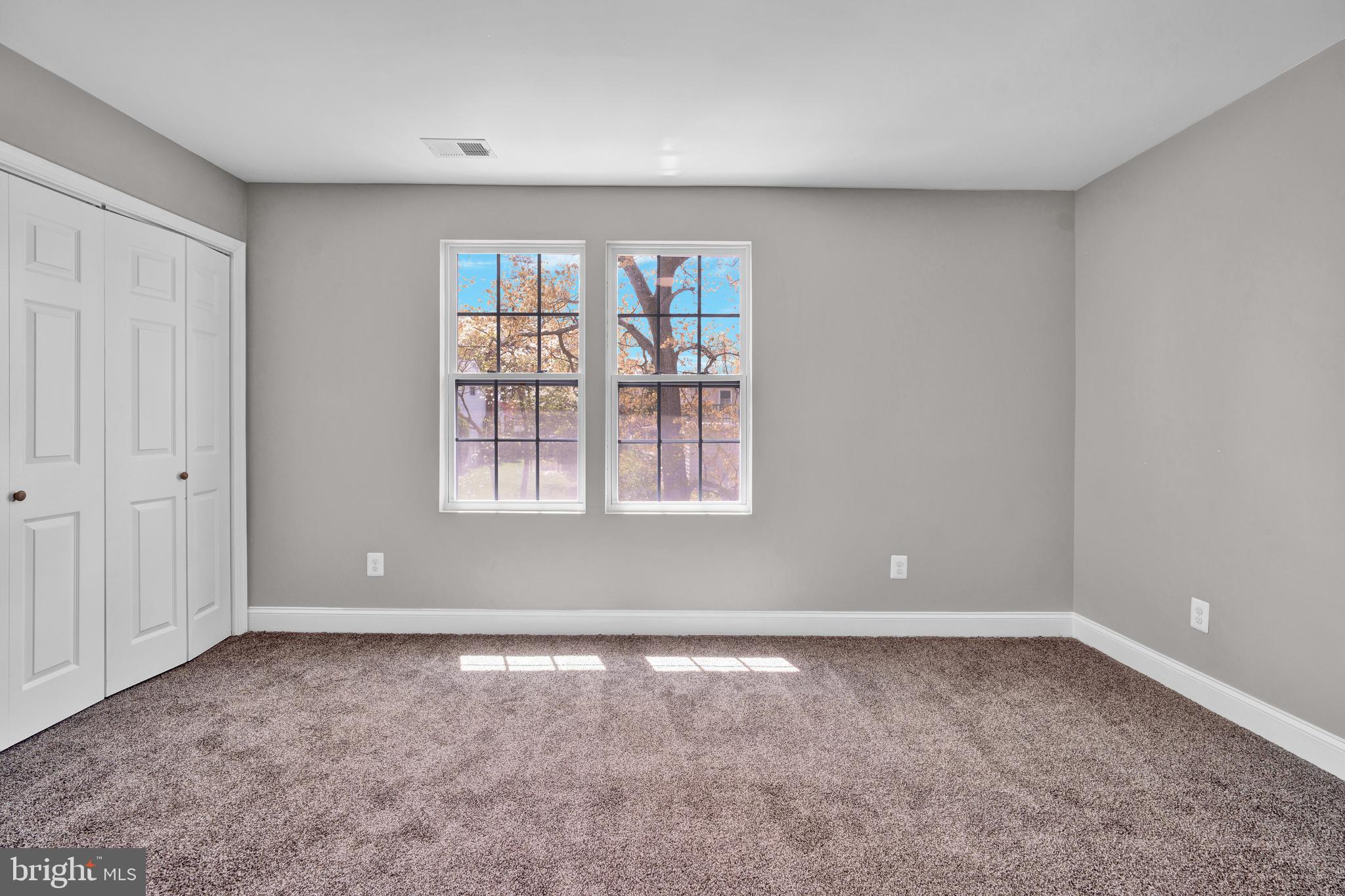 ANNANDALE - Residential Lease