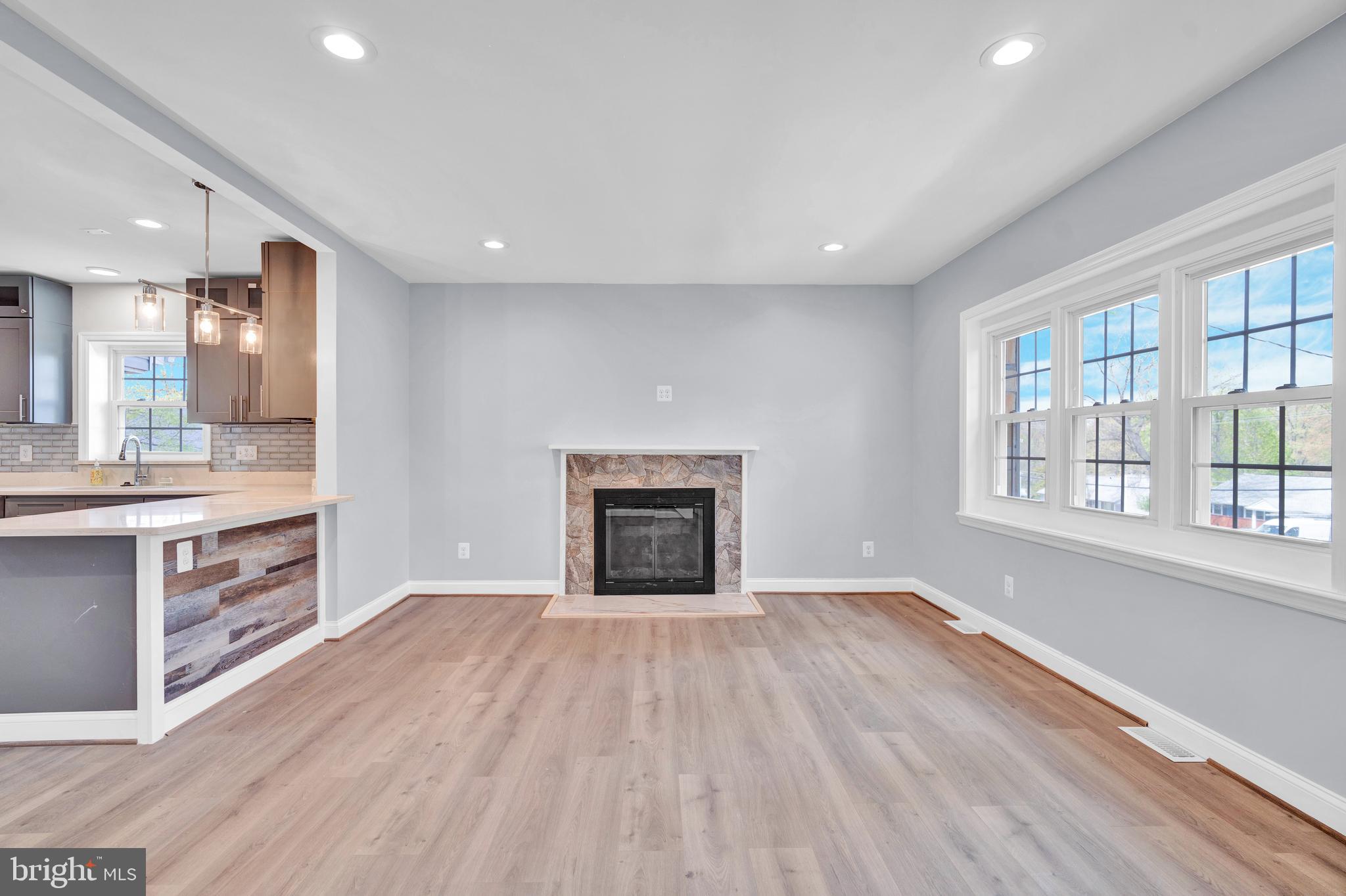 ANNANDALE - Residential Lease