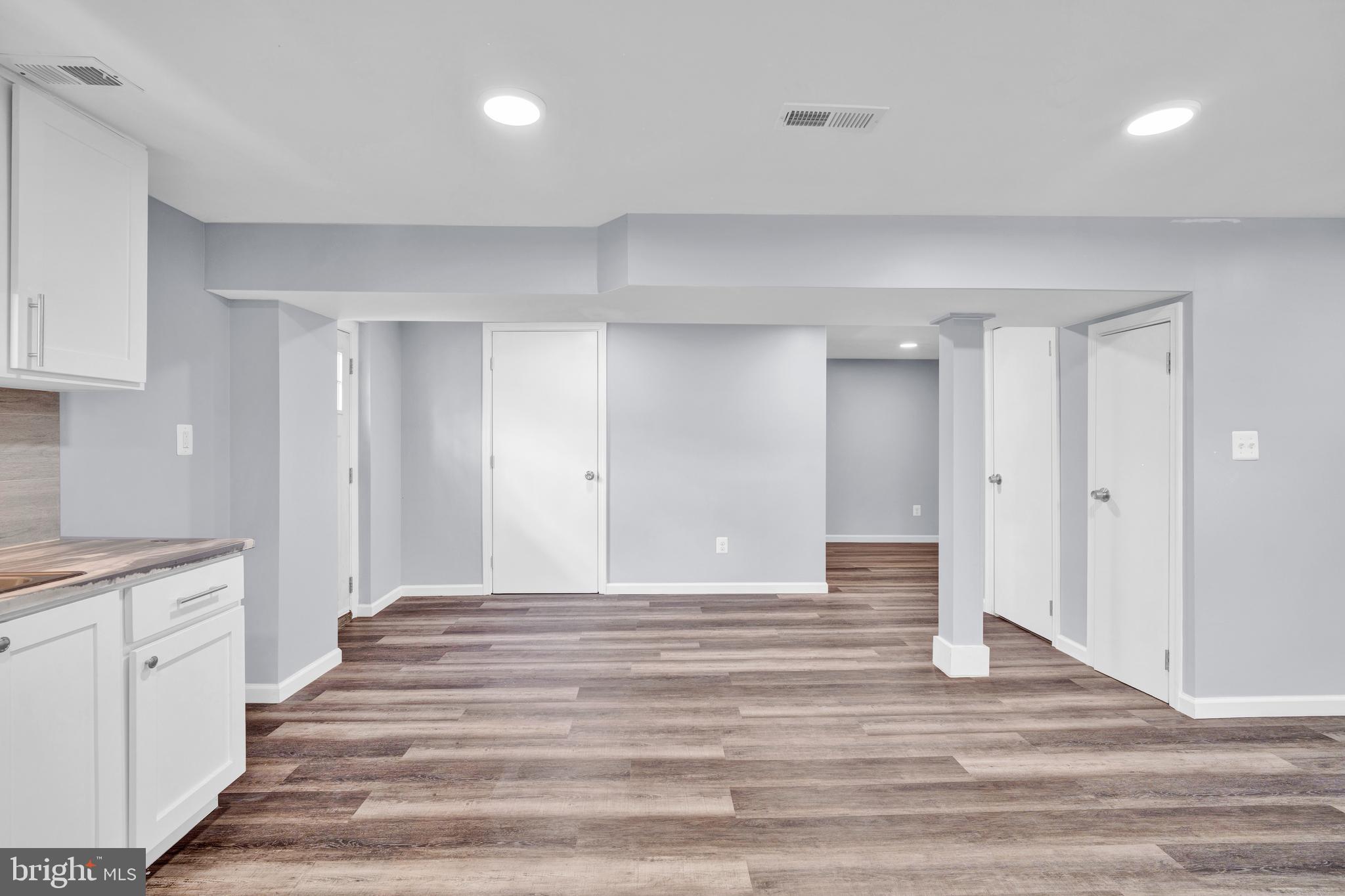 ANNANDALE - Residential Lease