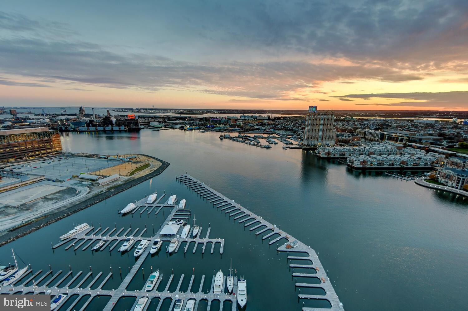 HARBOR EAST - Residential