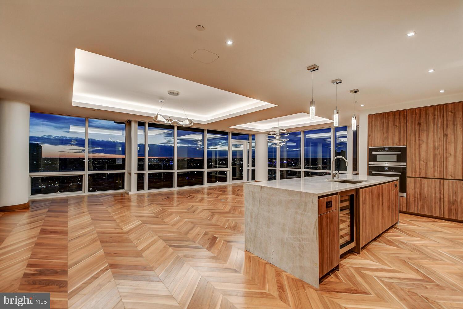 HARBOR EAST - Residential