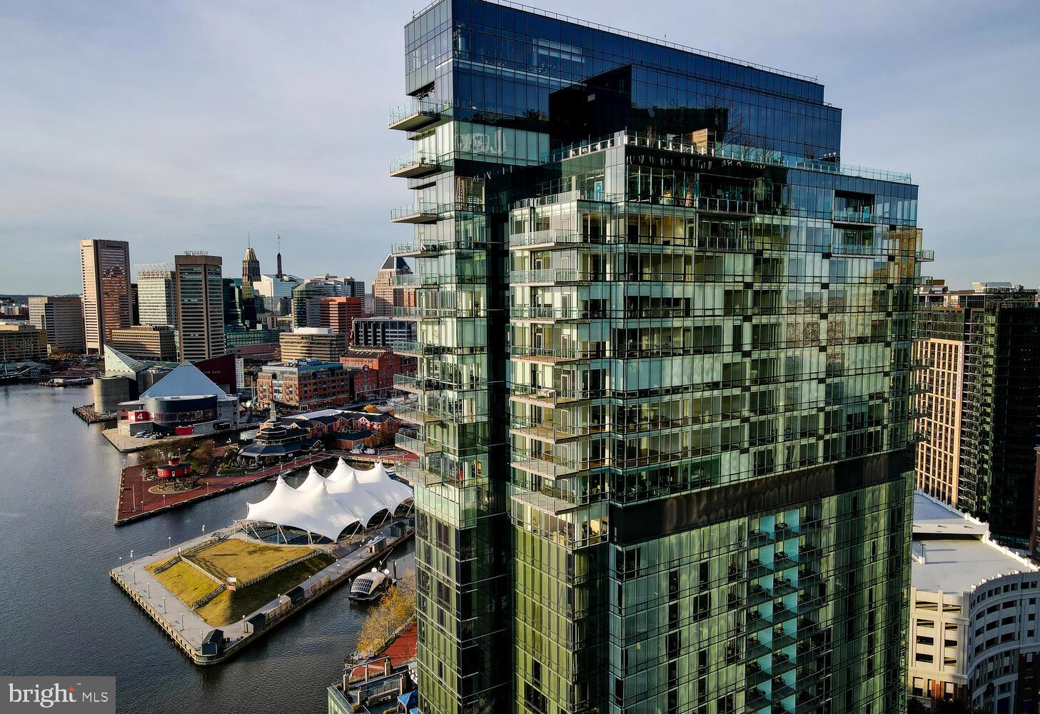 HARBOR EAST - Residential