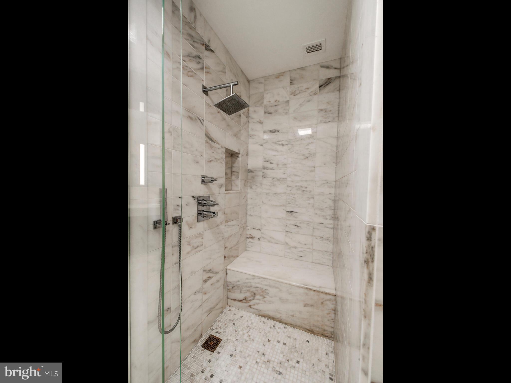 HARBOR EAST - Residential