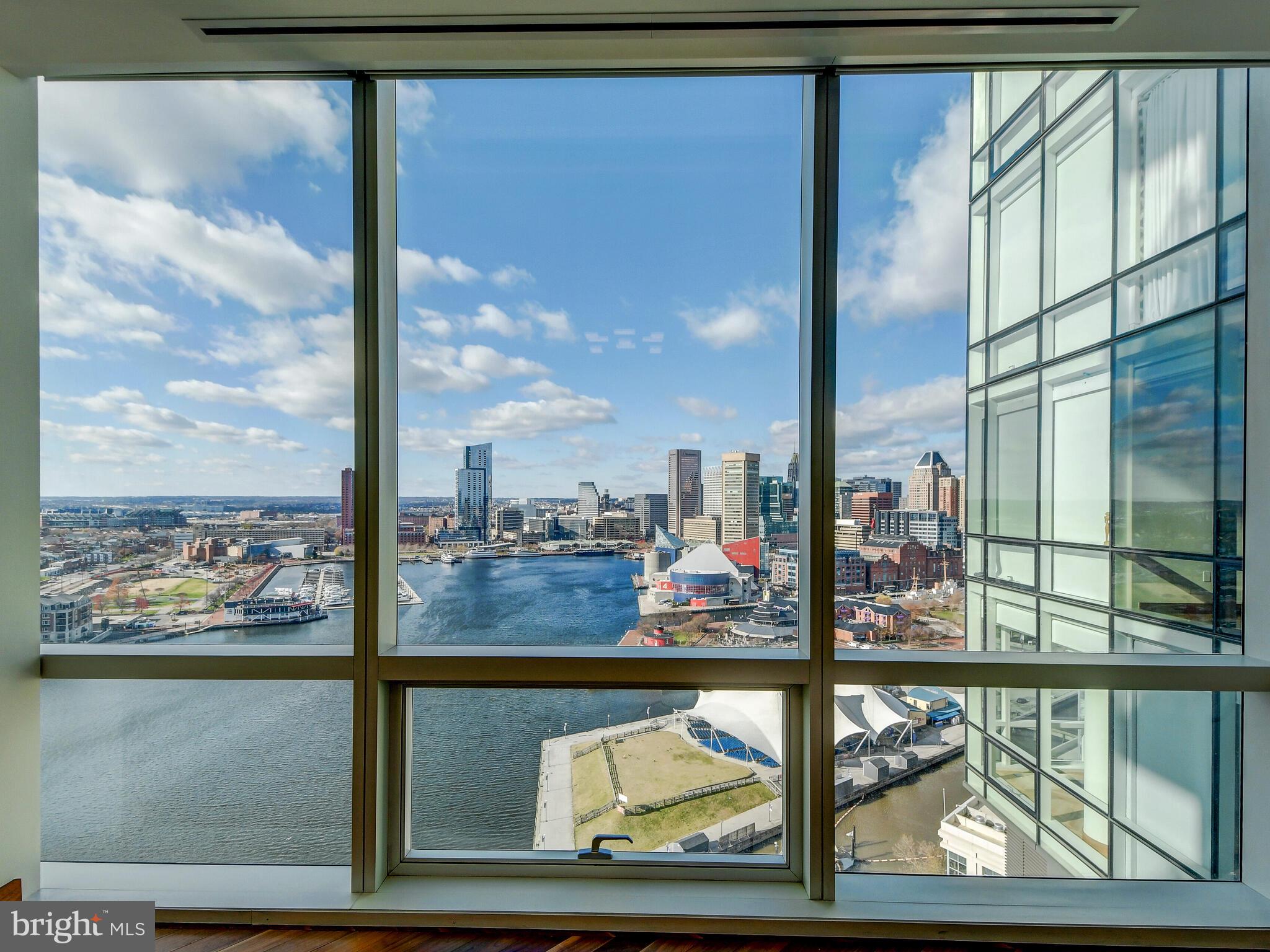 HARBOR EAST - Residential