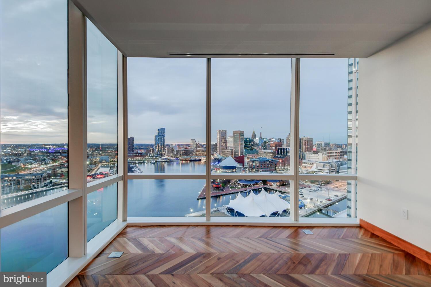 HARBOR EAST - Residential