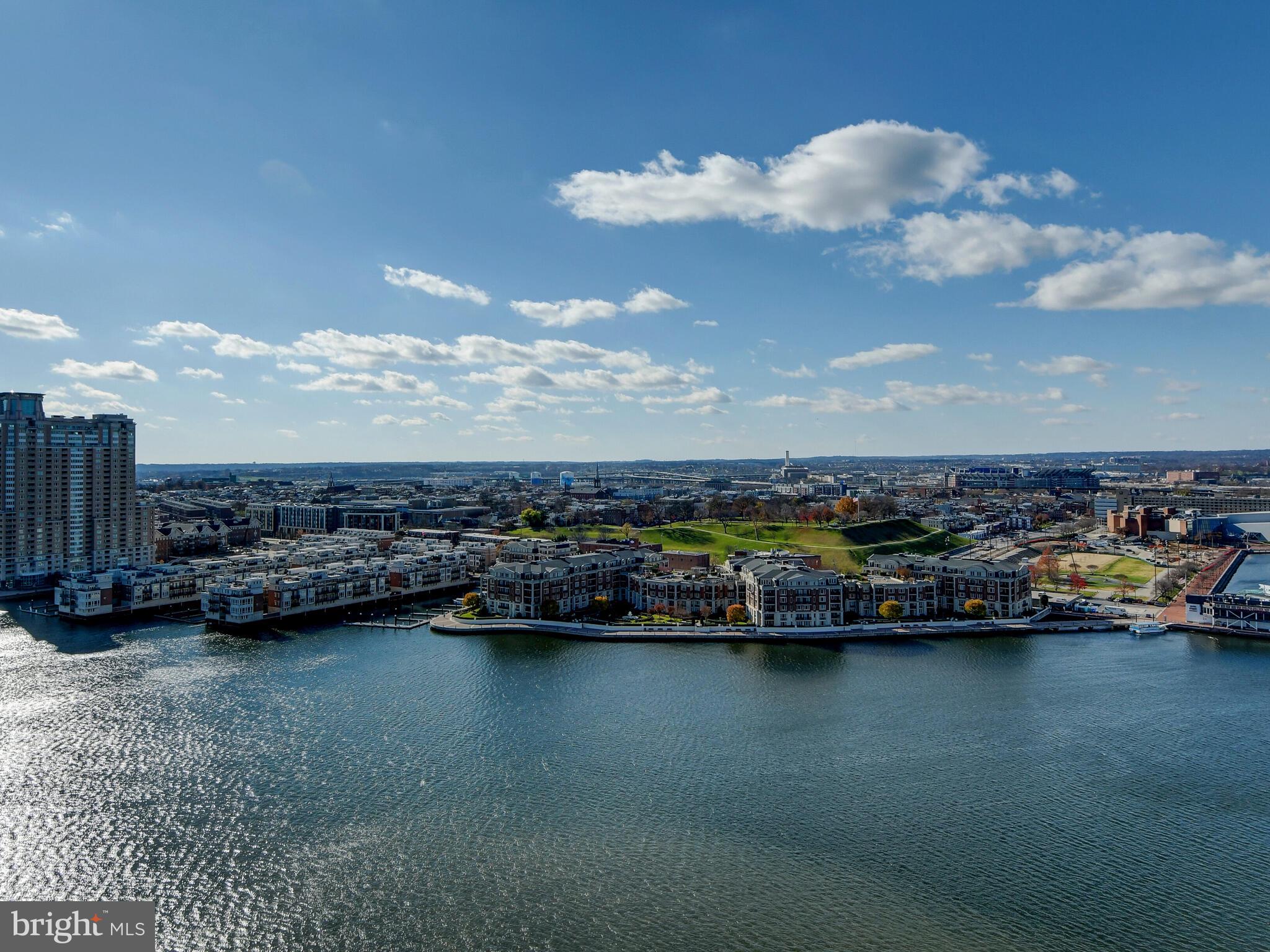 HARBOR EAST - Residential