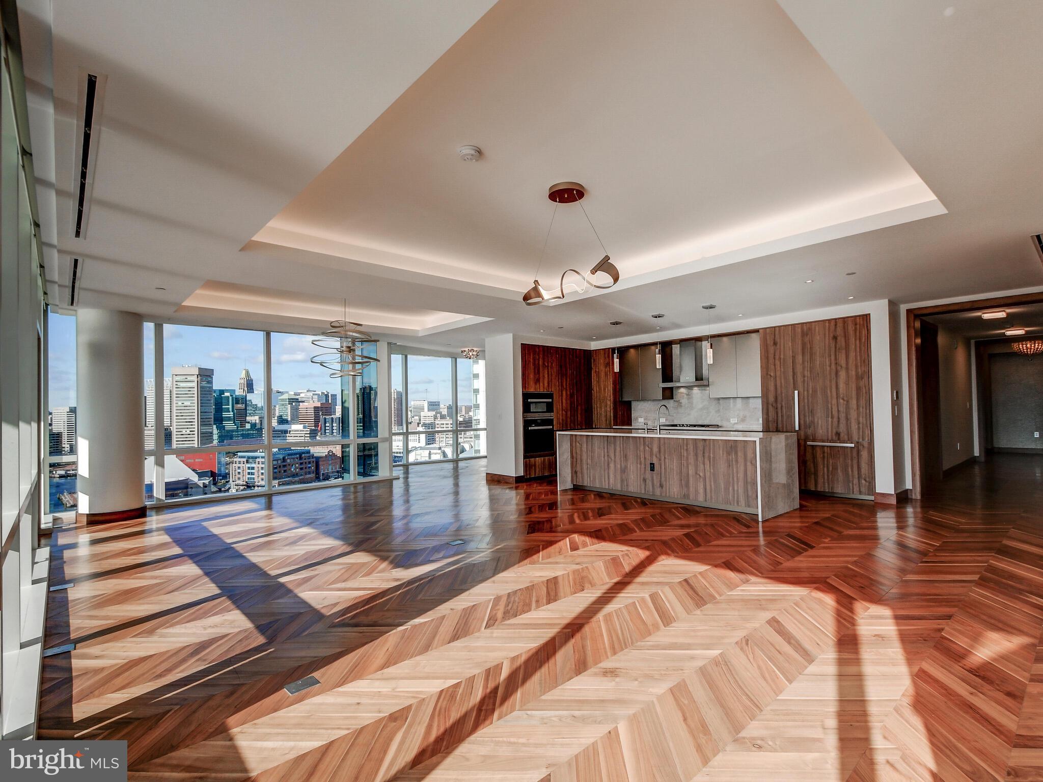 HARBOR EAST - Residential