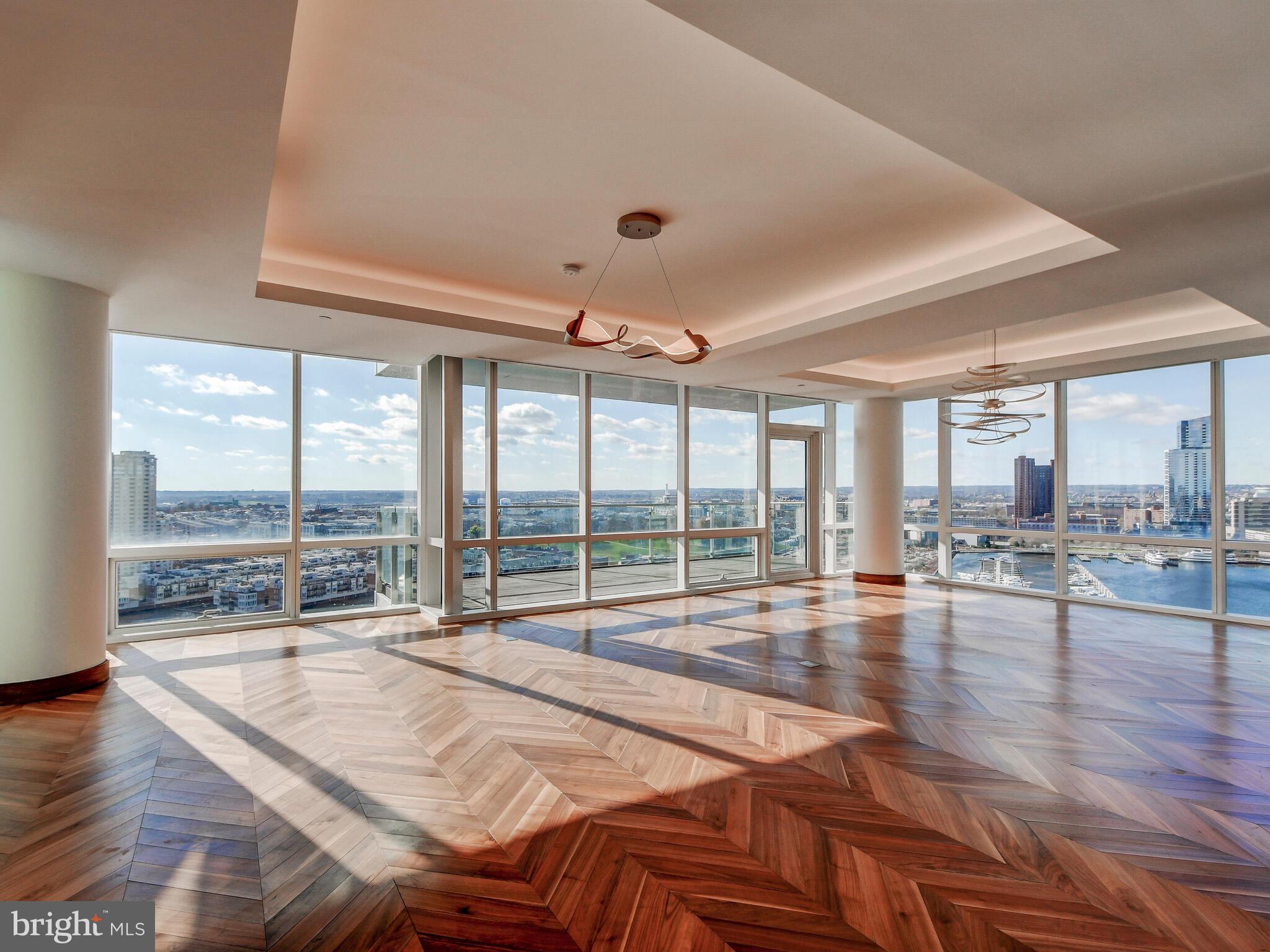 HARBOR EAST - Residential