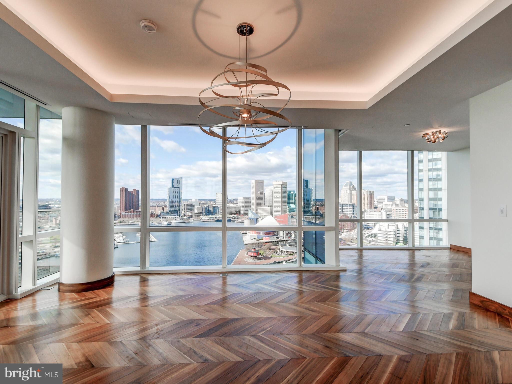 HARBOR EAST - Residential