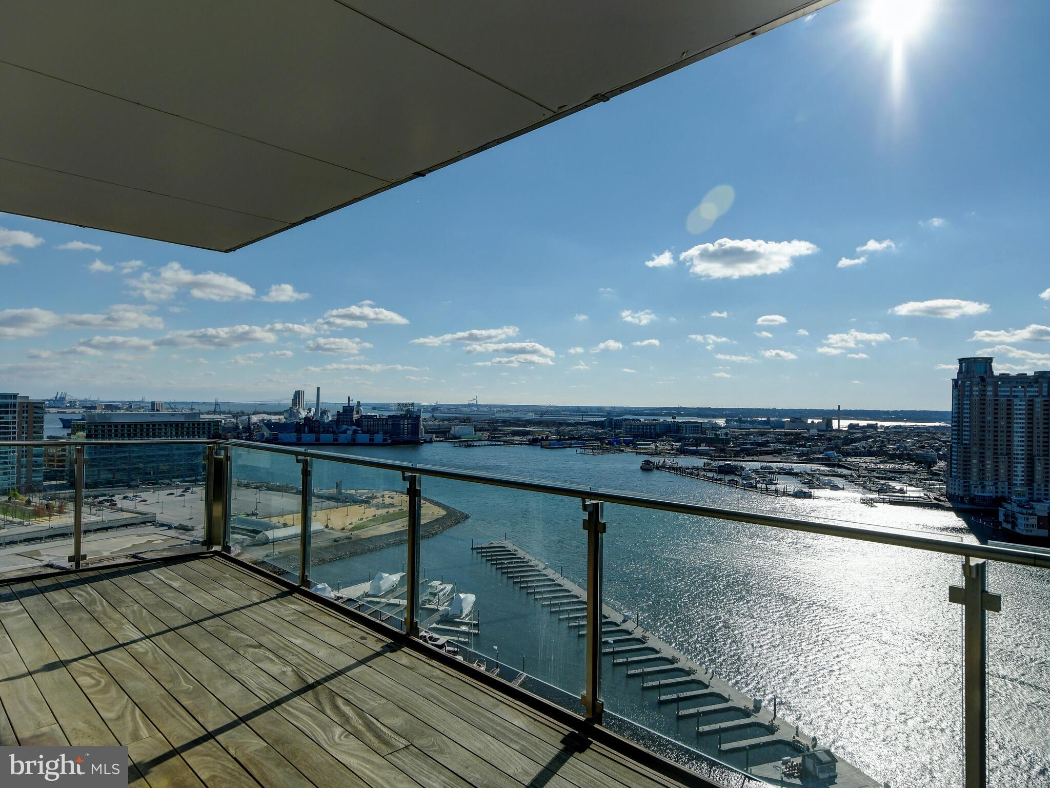 HARBOR EAST - Residential