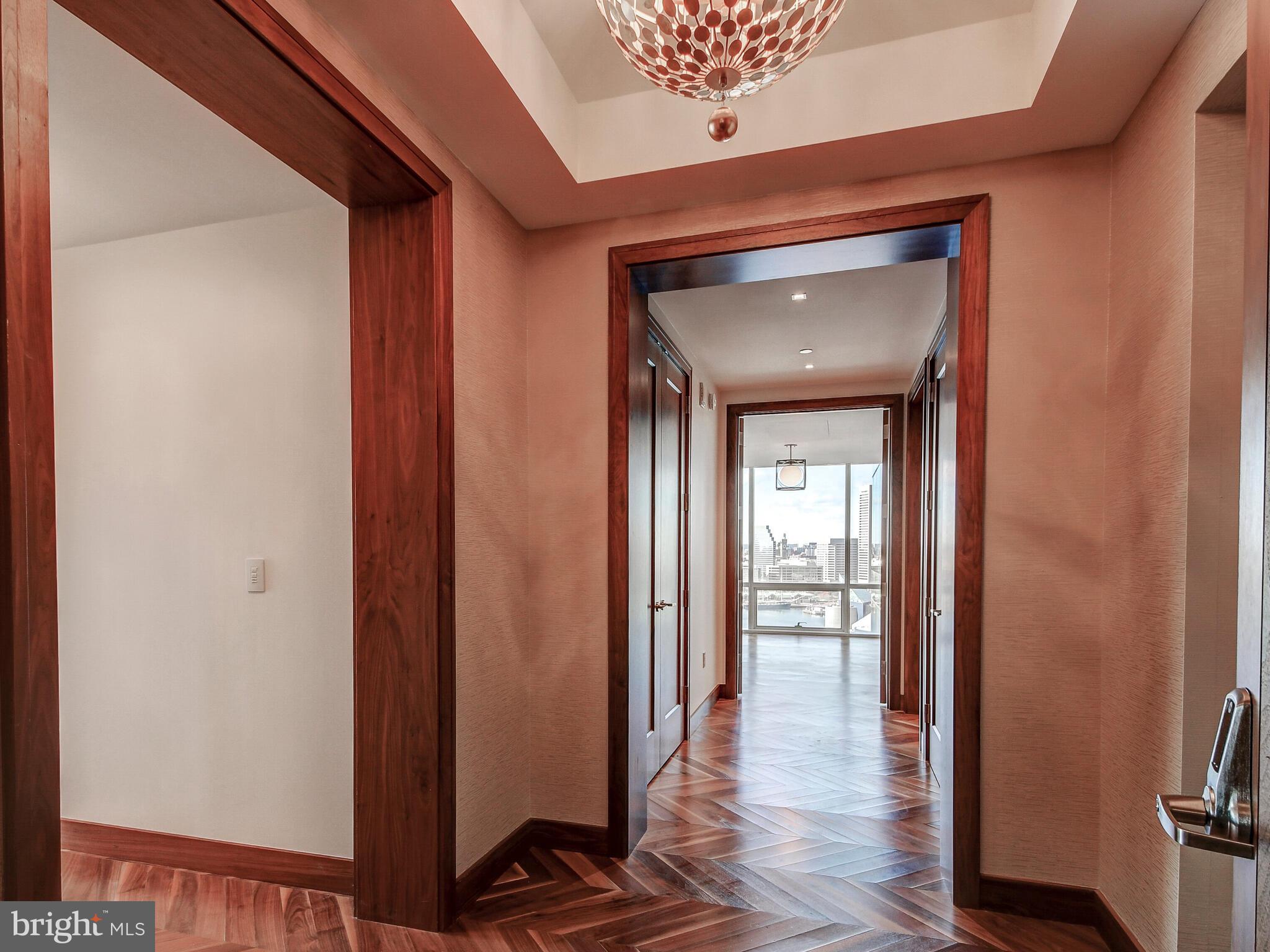 HARBOR EAST - Residential