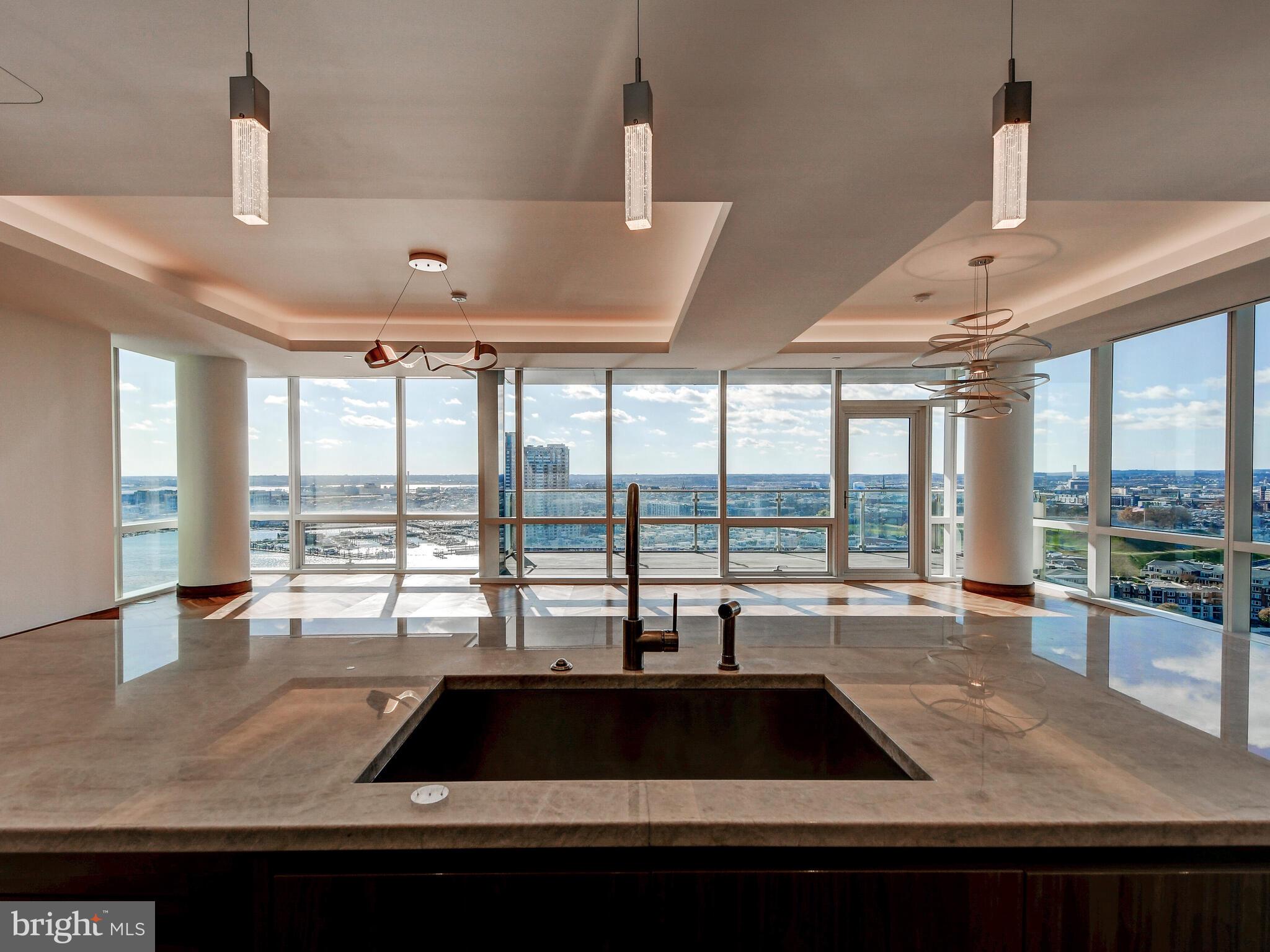 HARBOR EAST - Residential