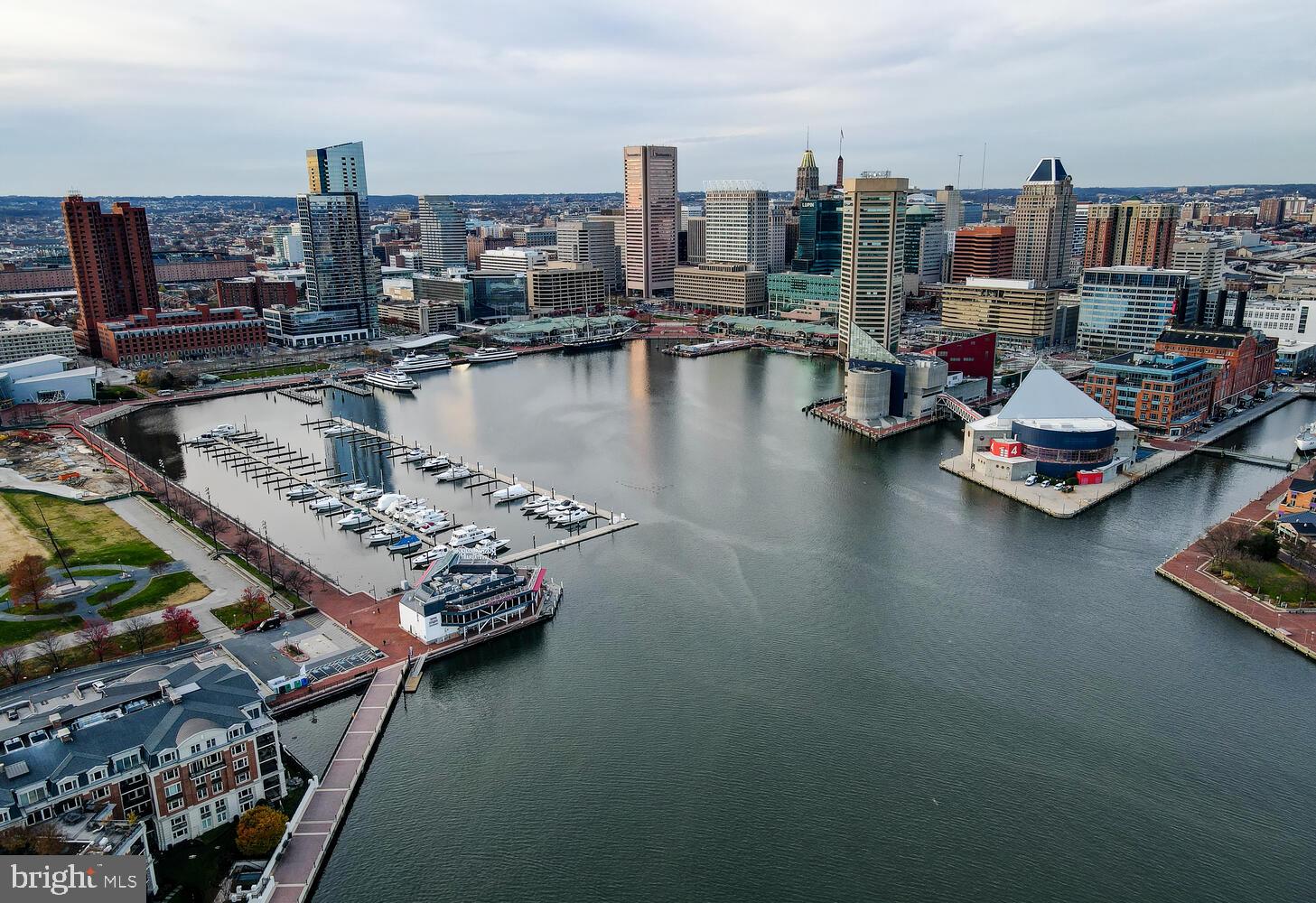 HARBOR EAST - Residential