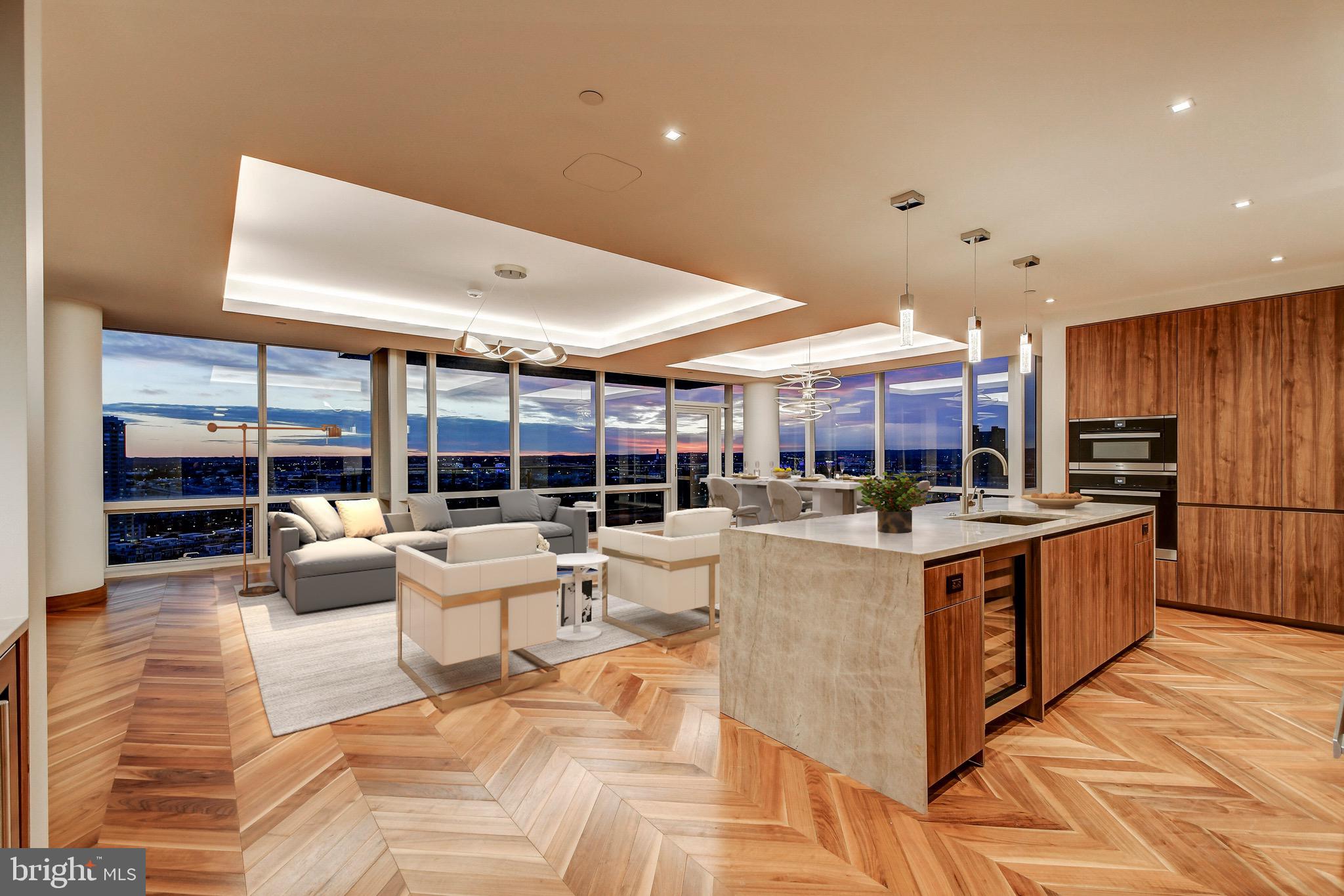 HARBOR EAST - Residential