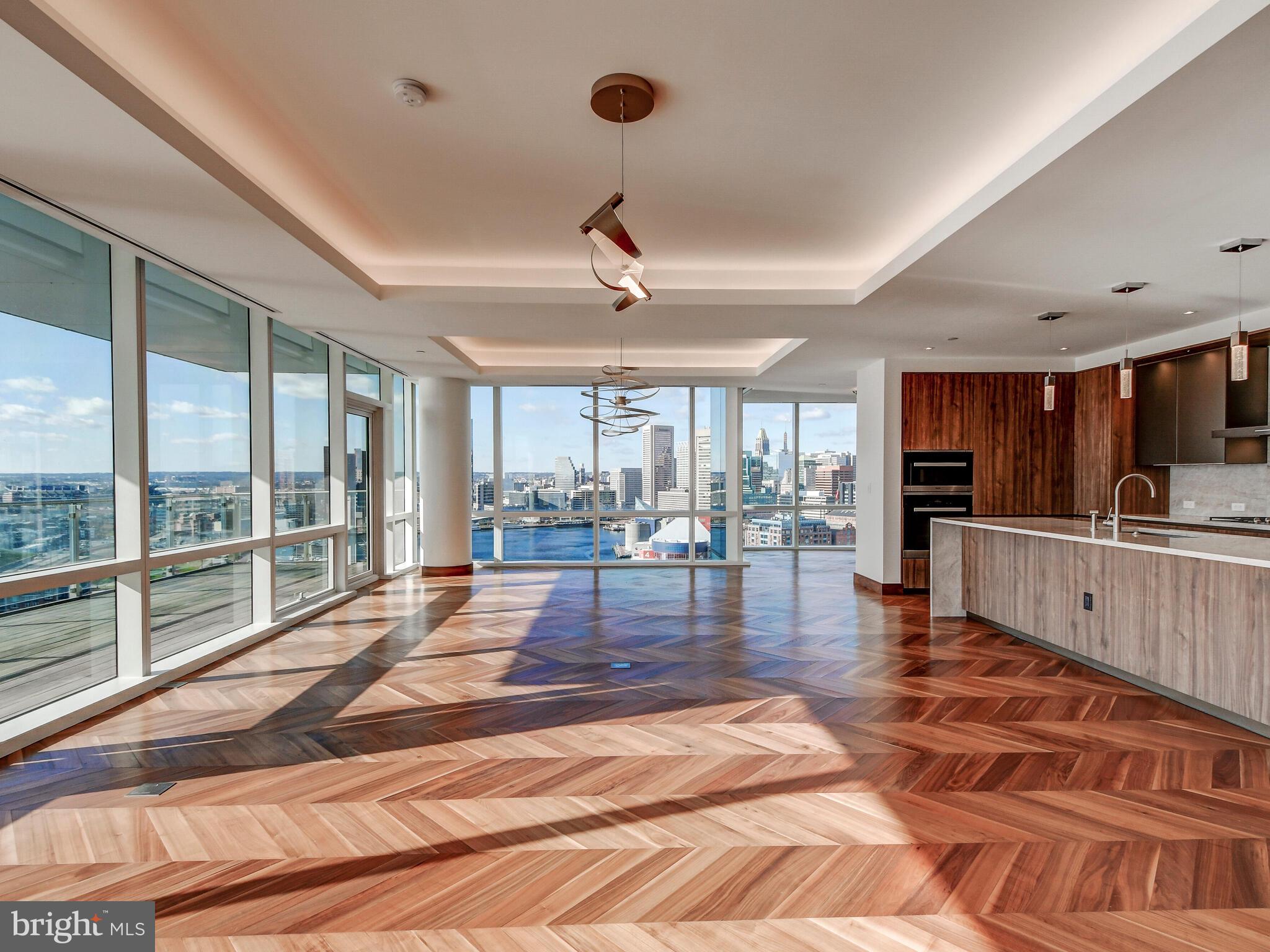 HARBOR EAST - Residential