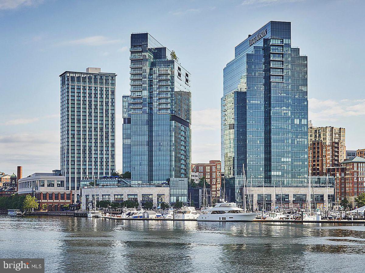 HARBOR EAST - Residential