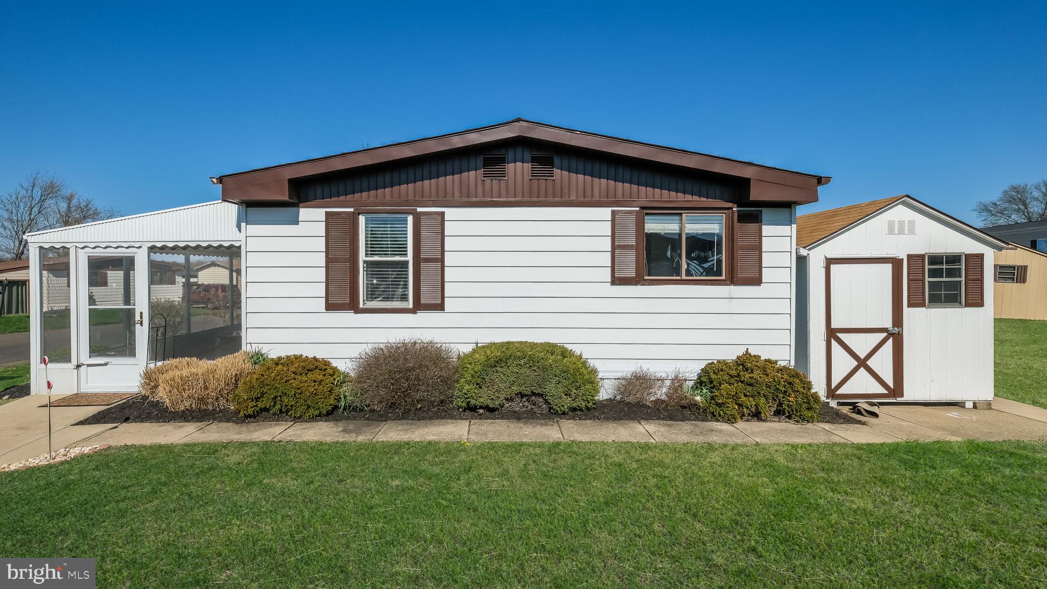 NESHAMINY FALLS - Residential