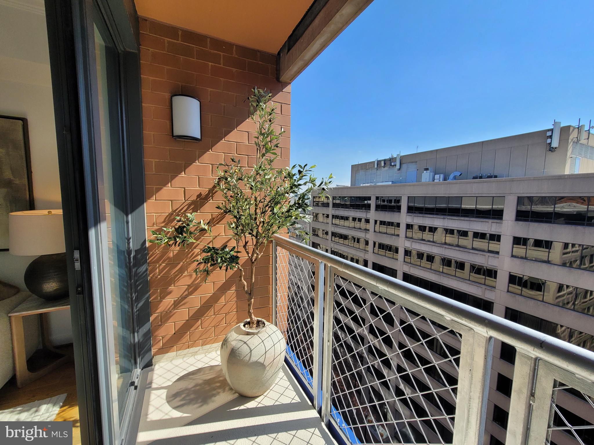 631 D STREET NW 1227