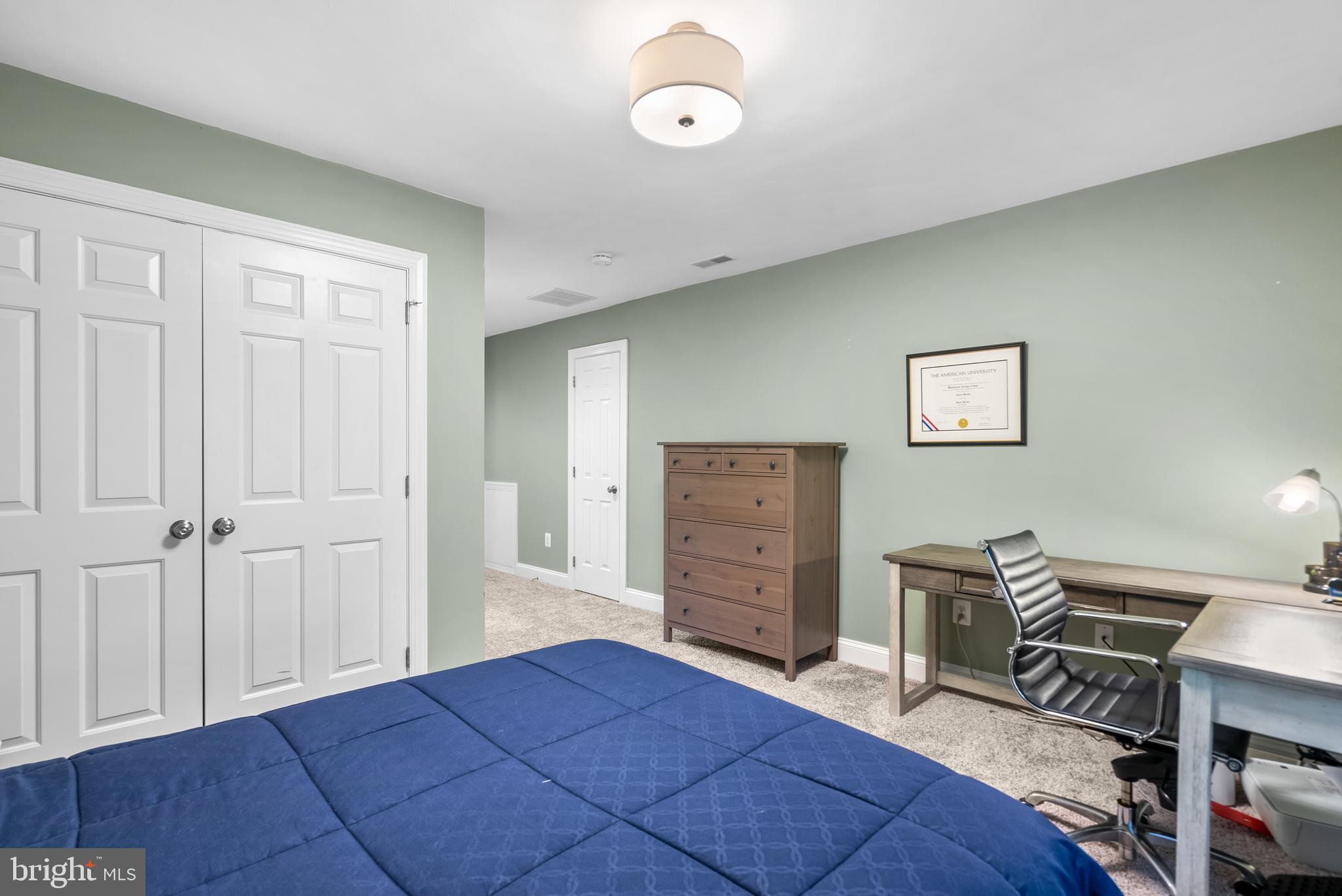 GARRETT PARK - Residential