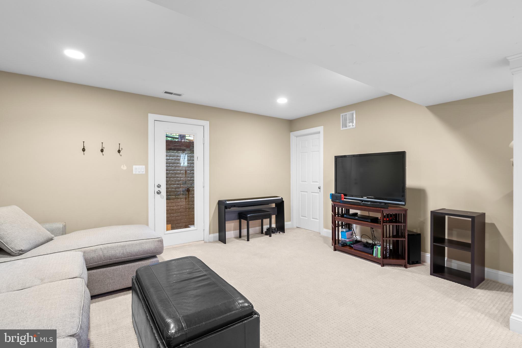 GARRETT PARK - Residential