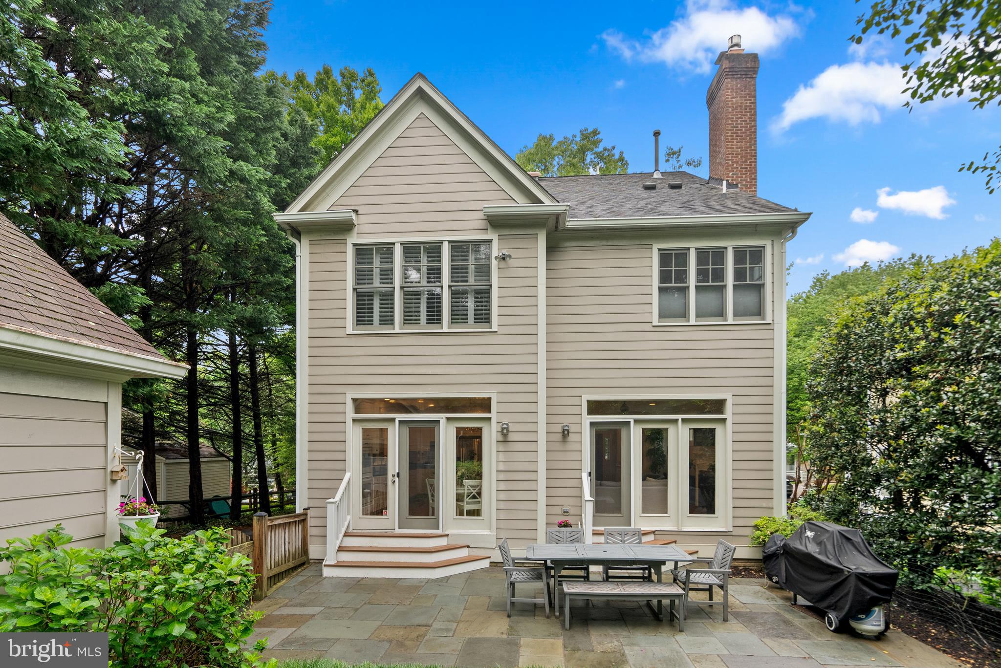 GARRETT PARK - Residential