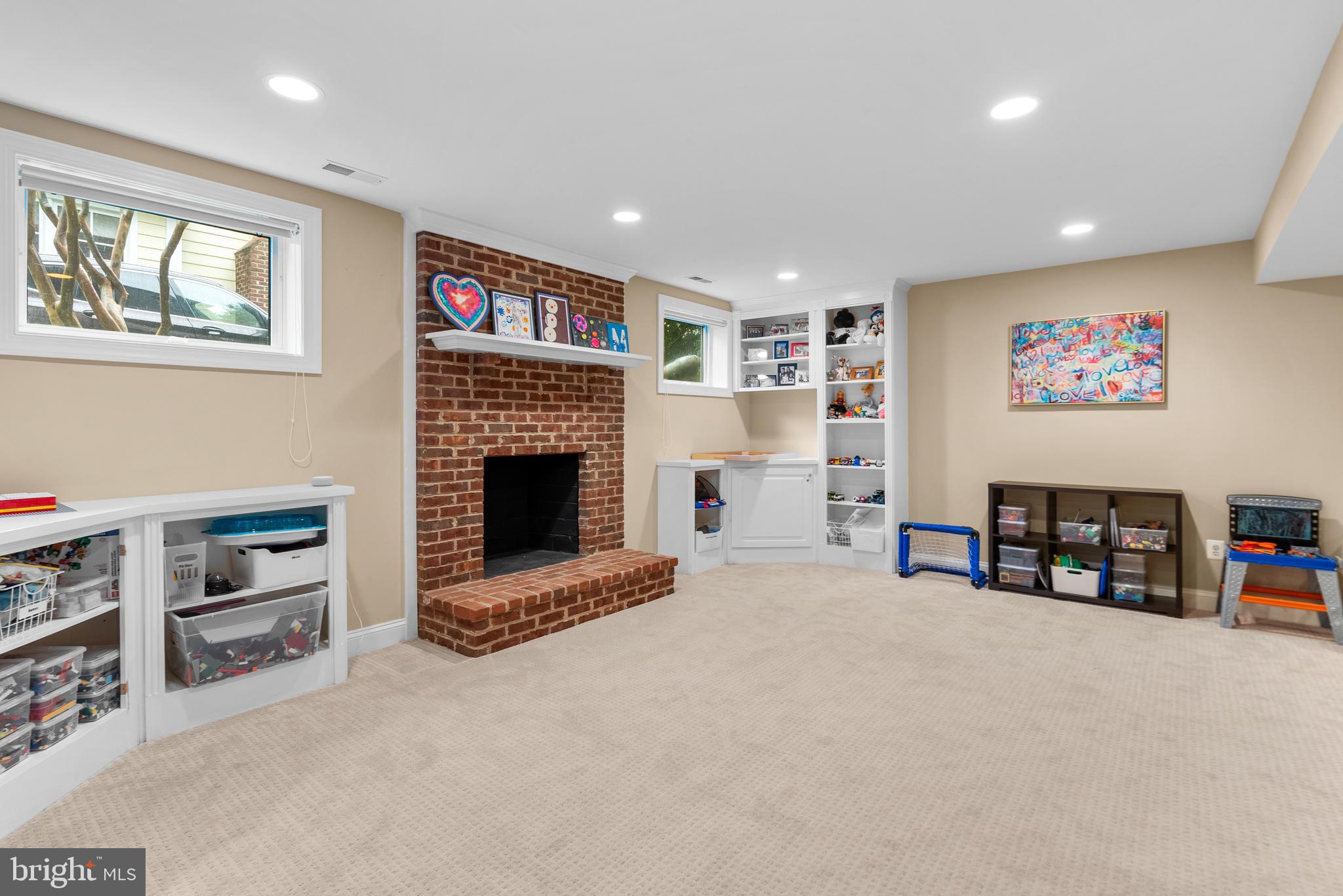 GARRETT PARK - Residential