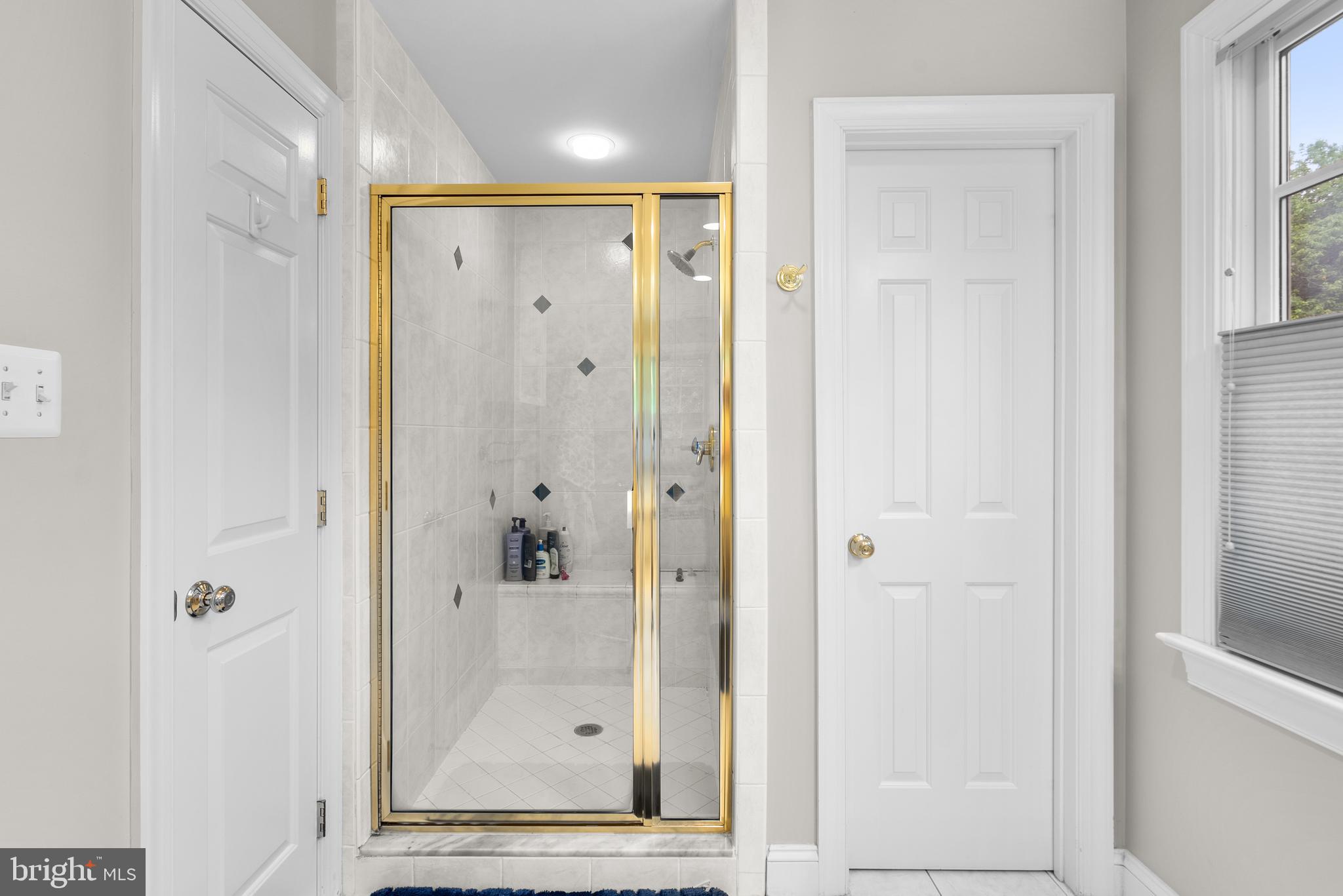 GARRETT PARK - Residential