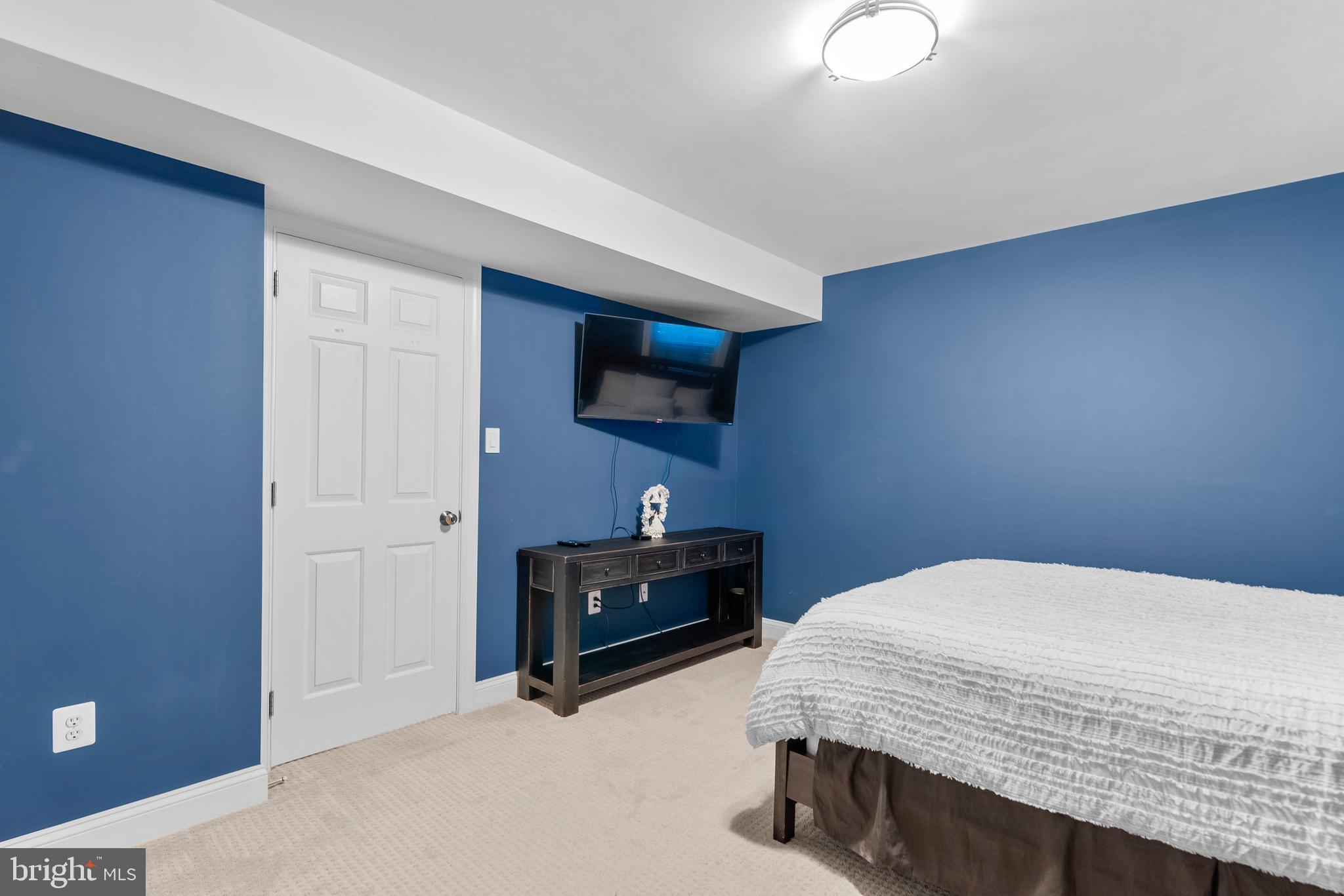 GARRETT PARK - Residential