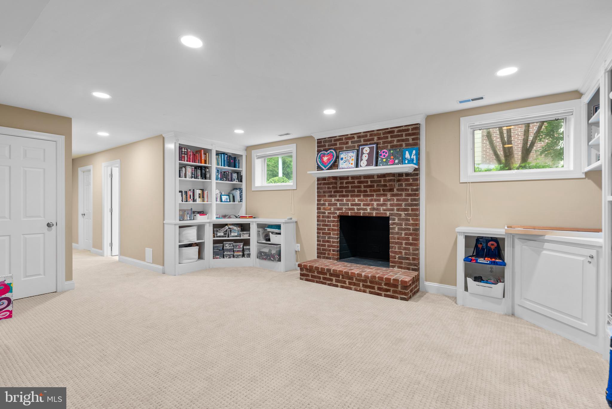 GARRETT PARK - Residential