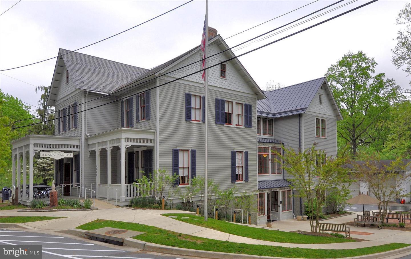 GARRETT PARK - Residential