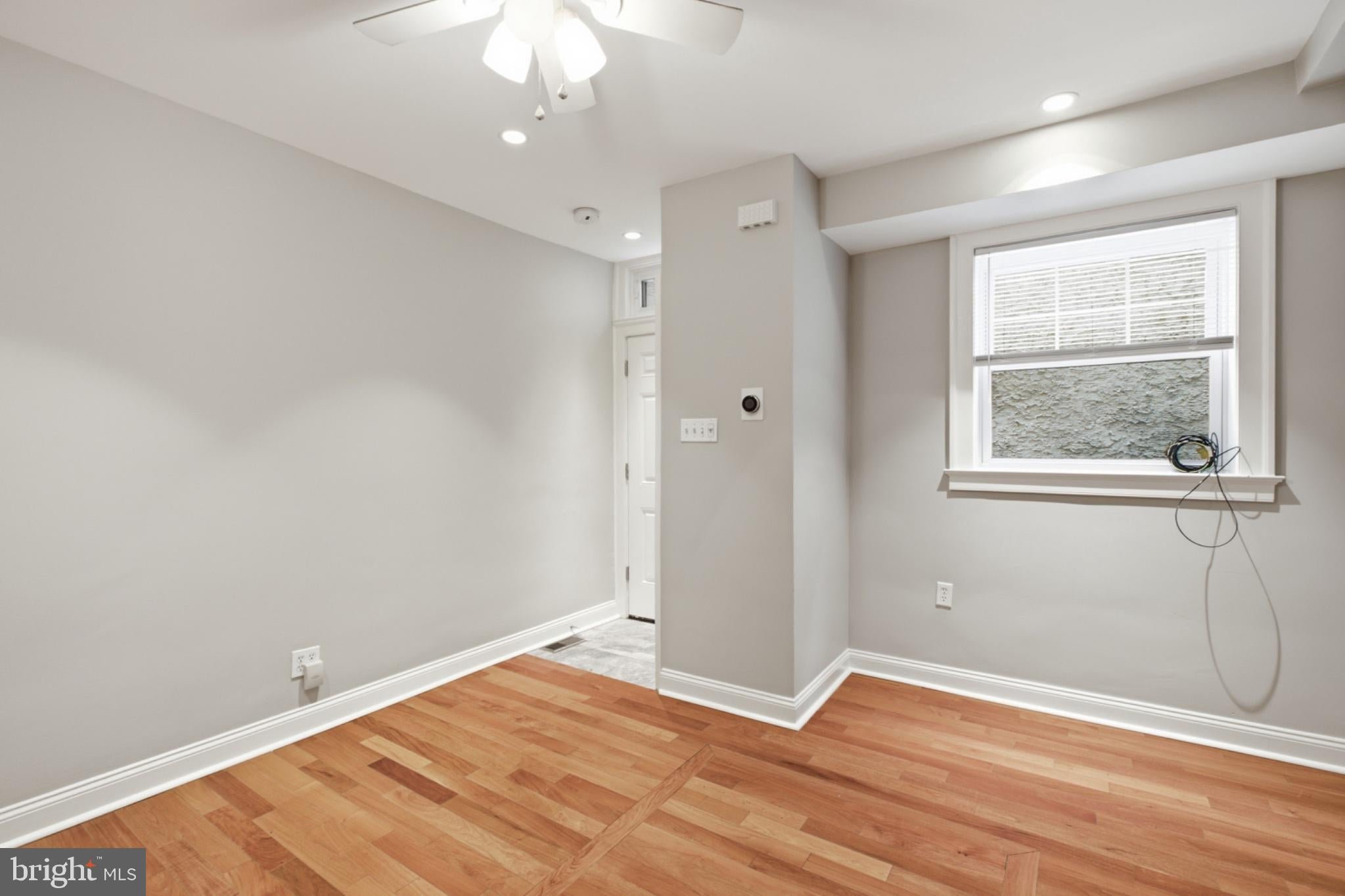 953 N RANDOLPH STREET 2R