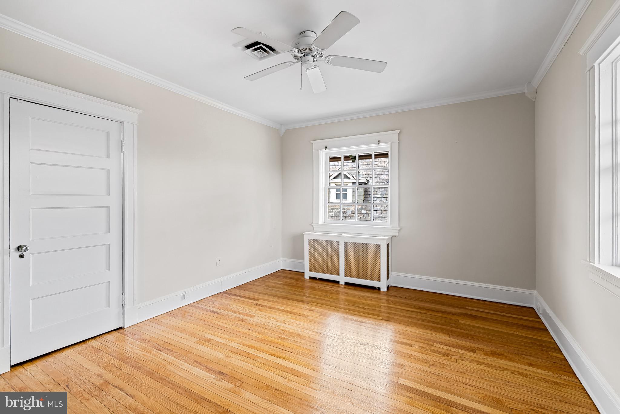 ROLAND PARK - Residential