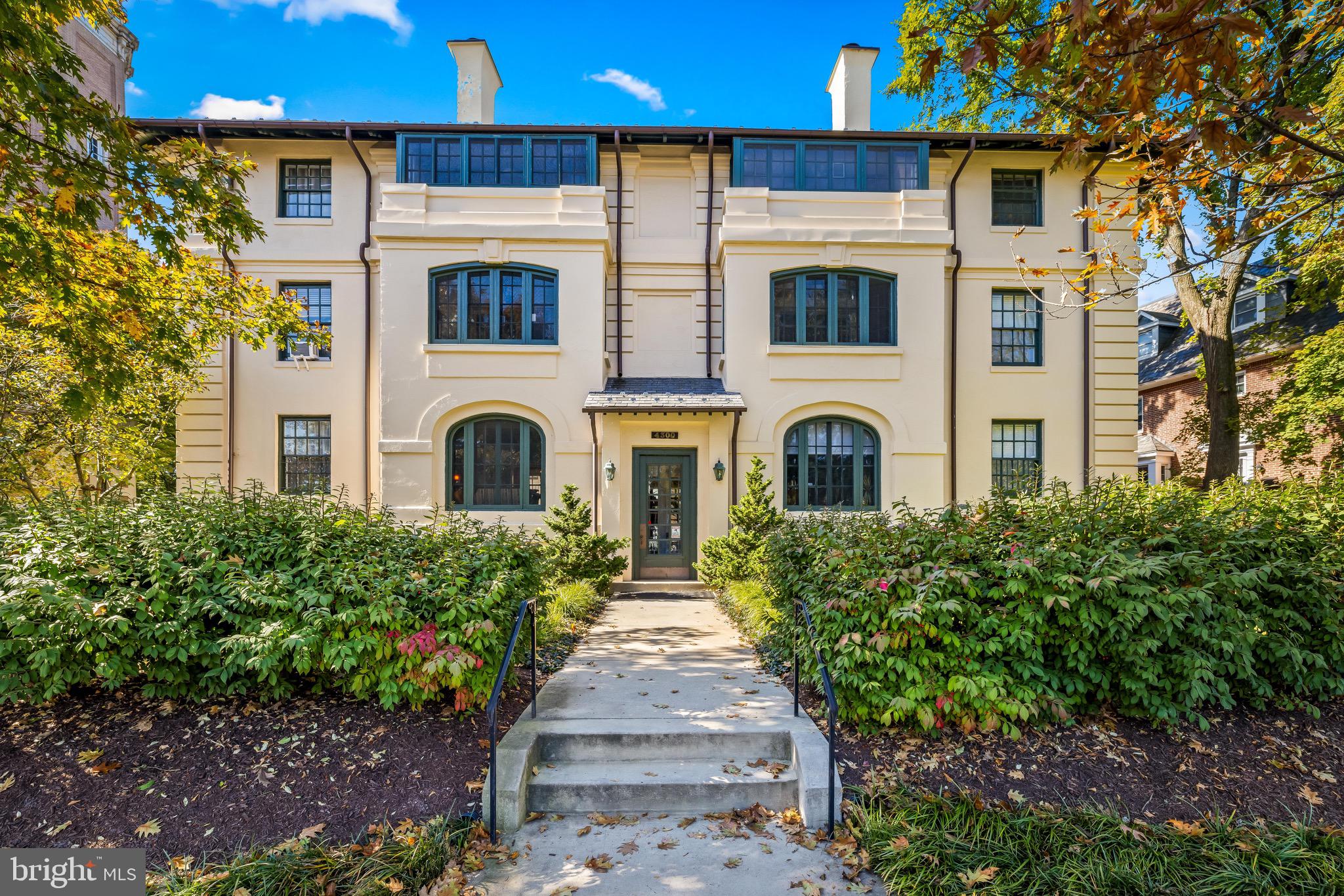 ROLAND PARK - Residential