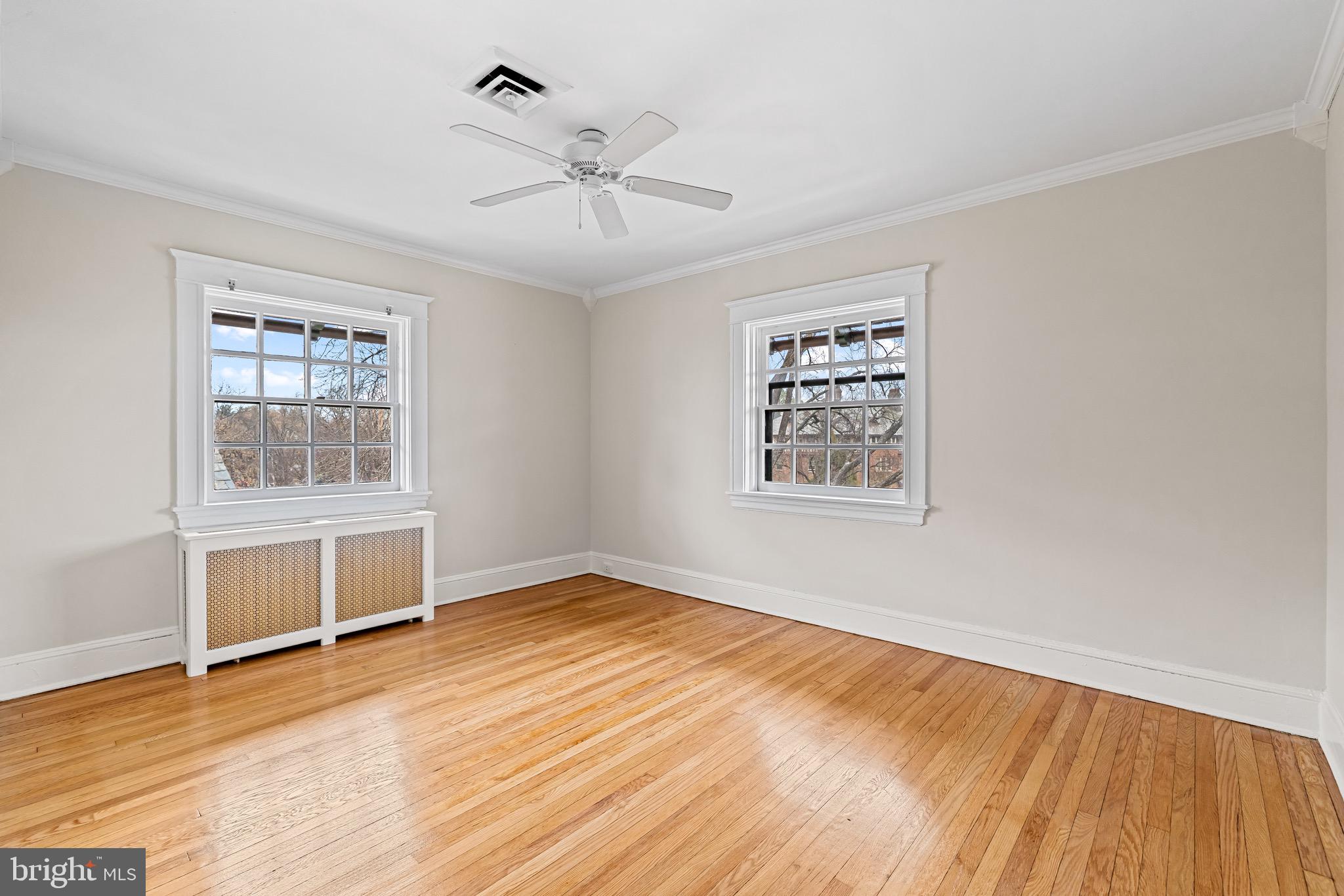 ROLAND PARK - Residential