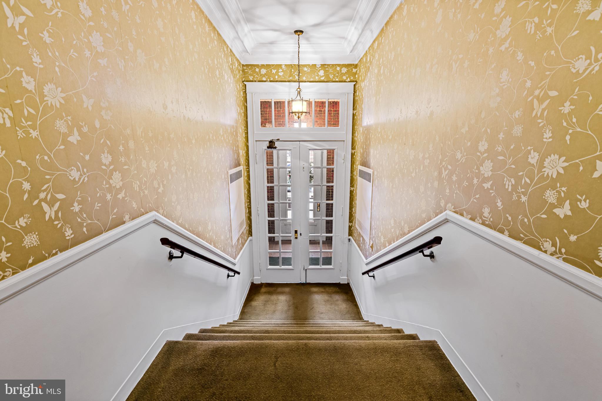 ROLAND PARK - Residential