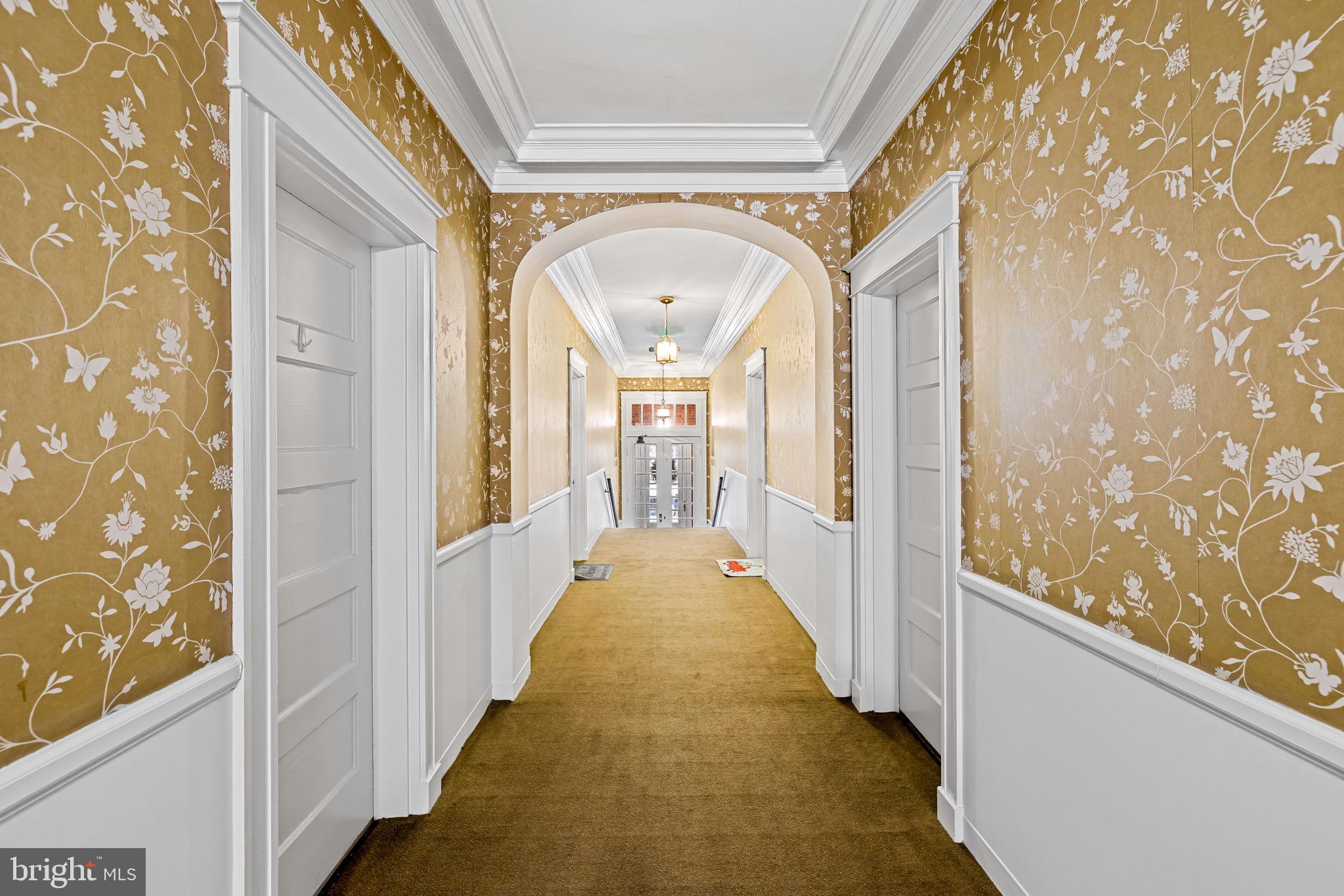 ROLAND PARK - Residential