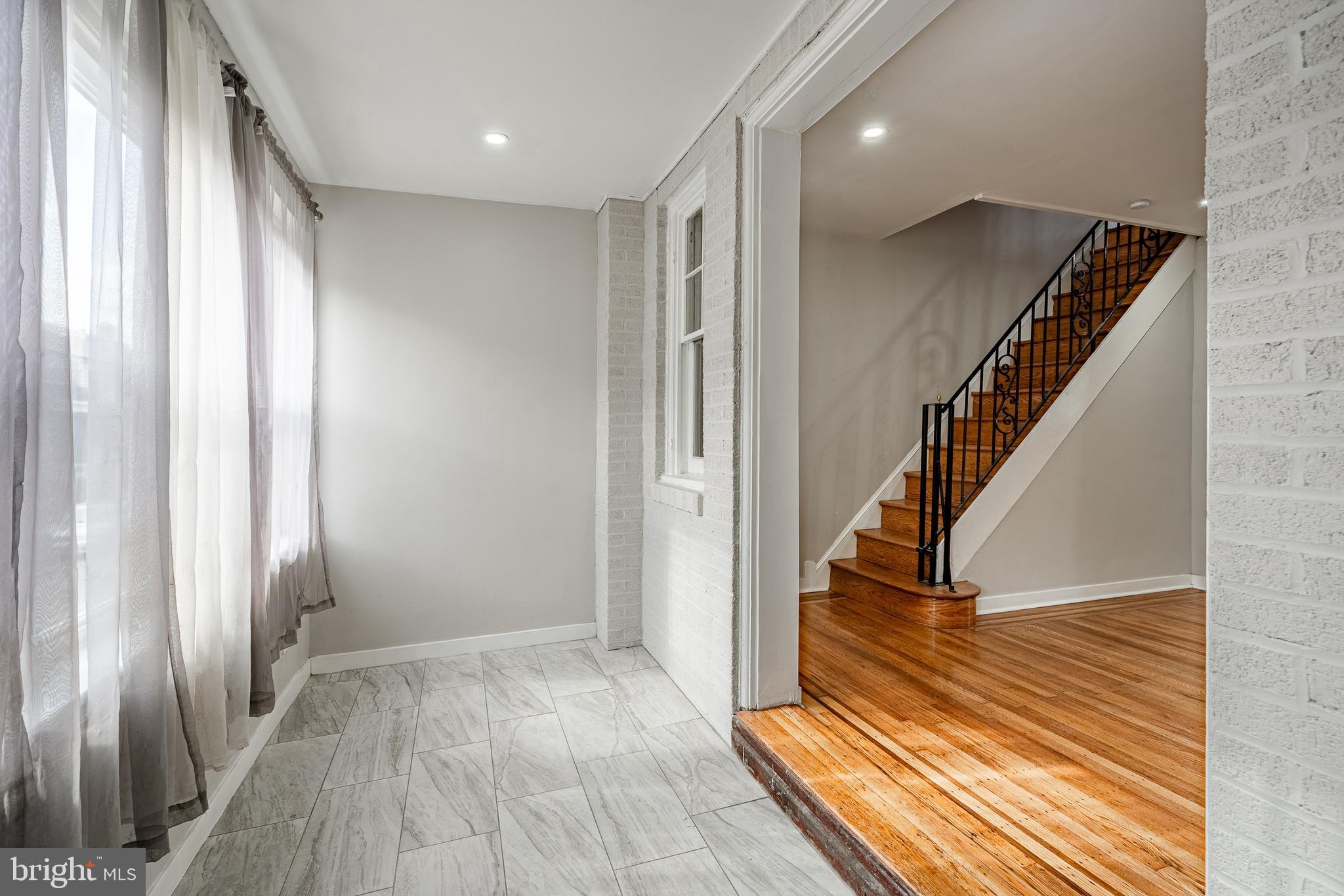 PHILADELPHIA (SOUTHWEST) - Residential