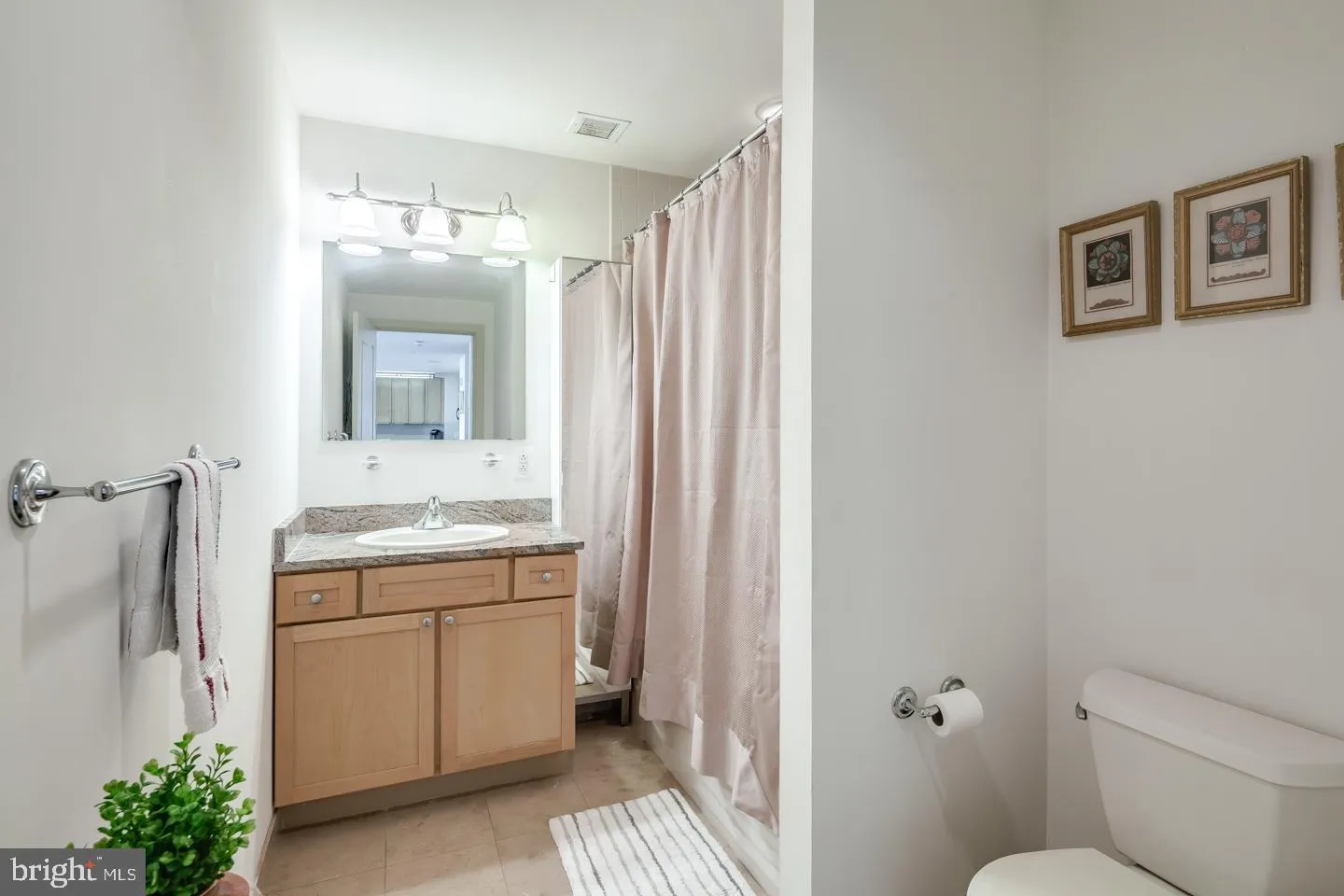 Philadelphia, Pennsylvania 19102, United States, 1 Bedroom Bedrooms, ,1 BathroomBathrooms,Residential,Active,114448