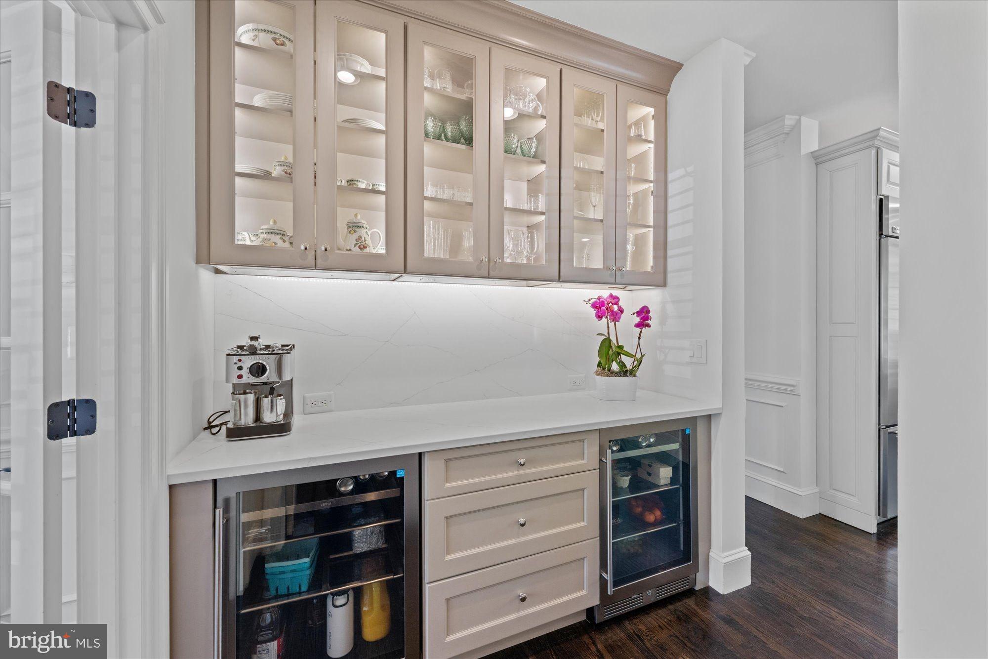 CHESTERBROOK WOODS - Residential