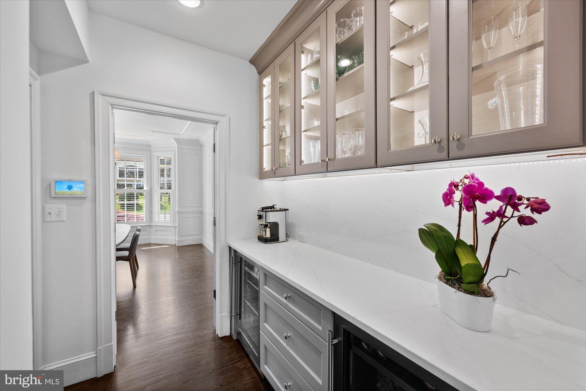 CHESTERBROOK WOODS - Residential