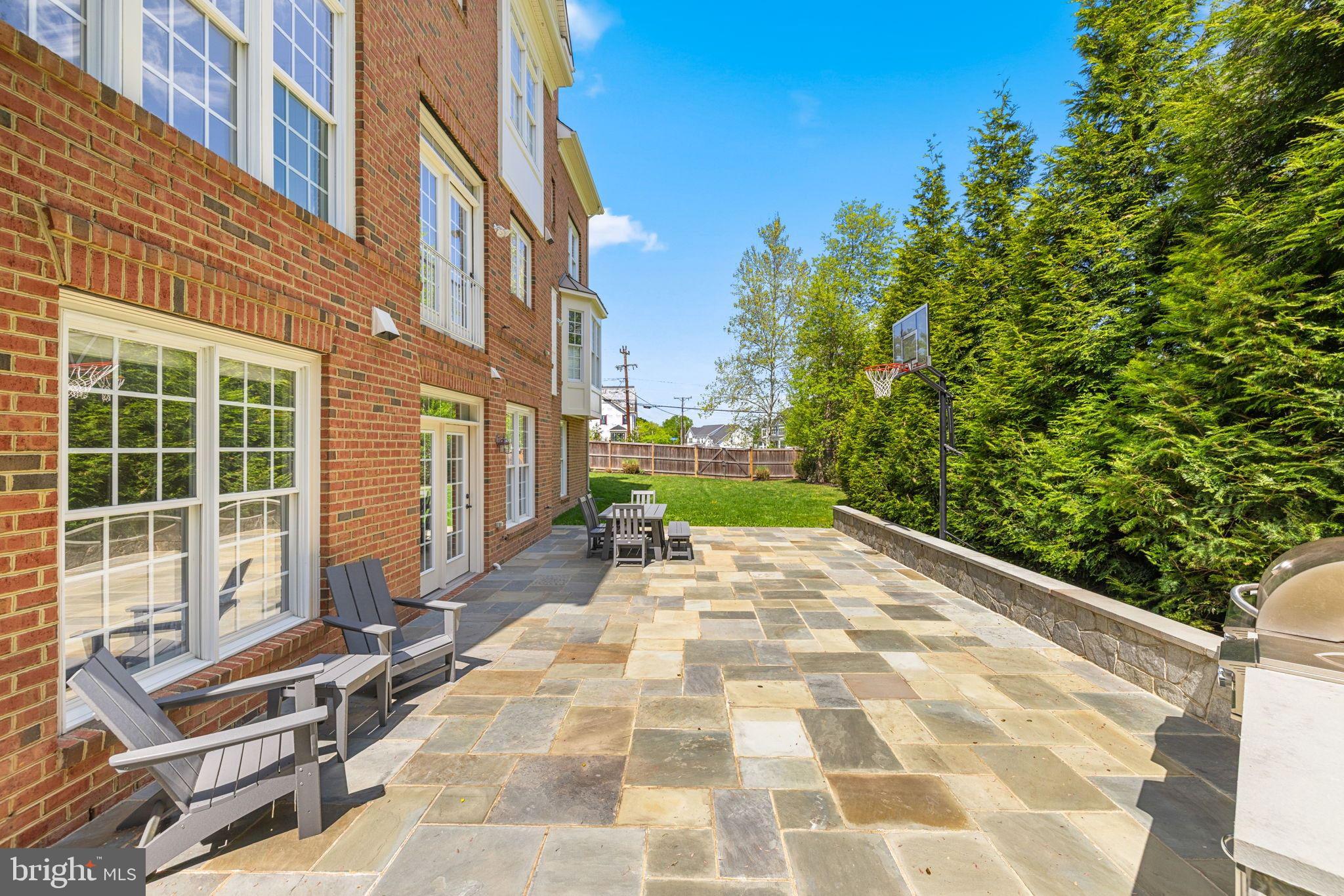 CHESTERBROOK WOODS - Residential