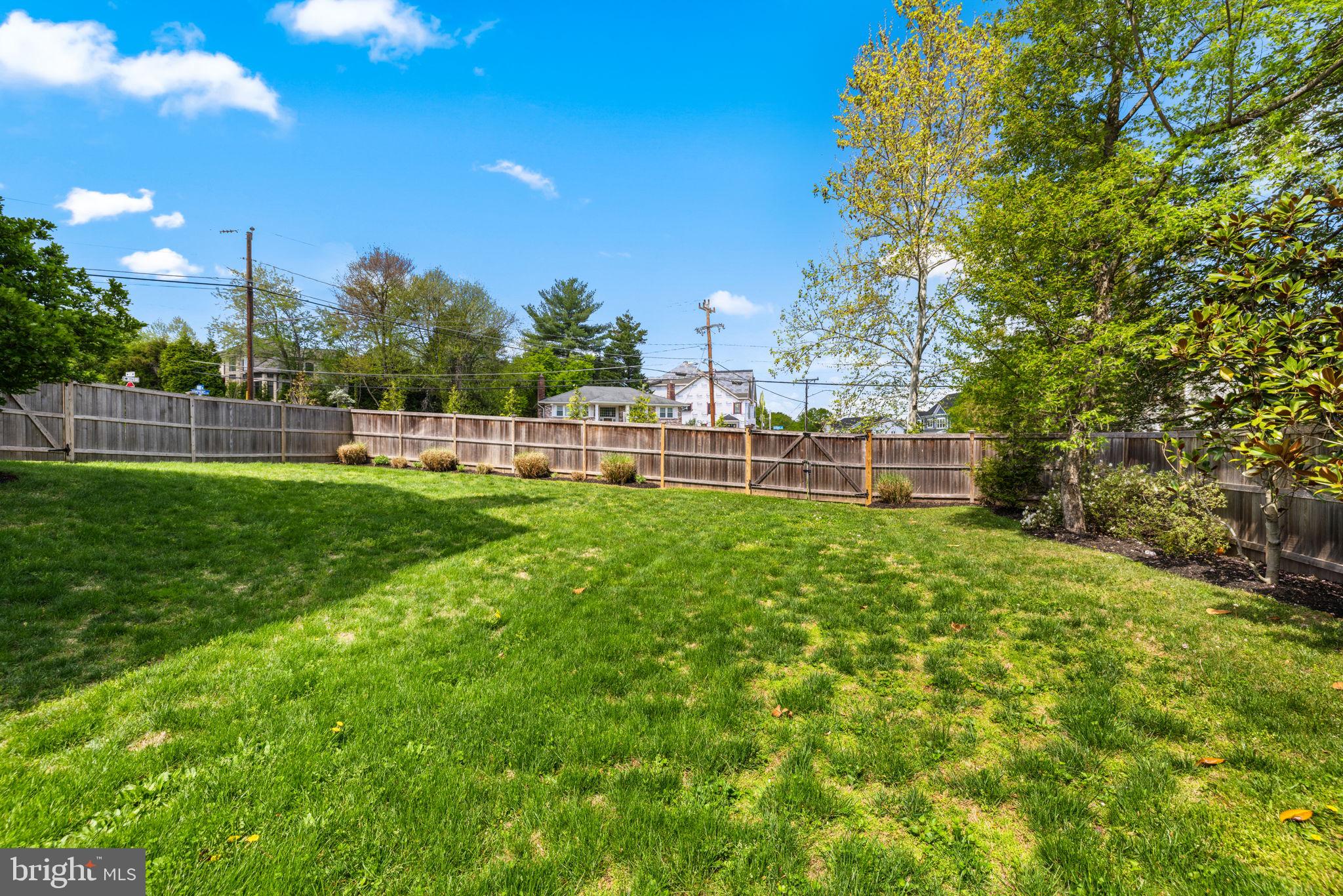 CHESTERBROOK WOODS - Residential