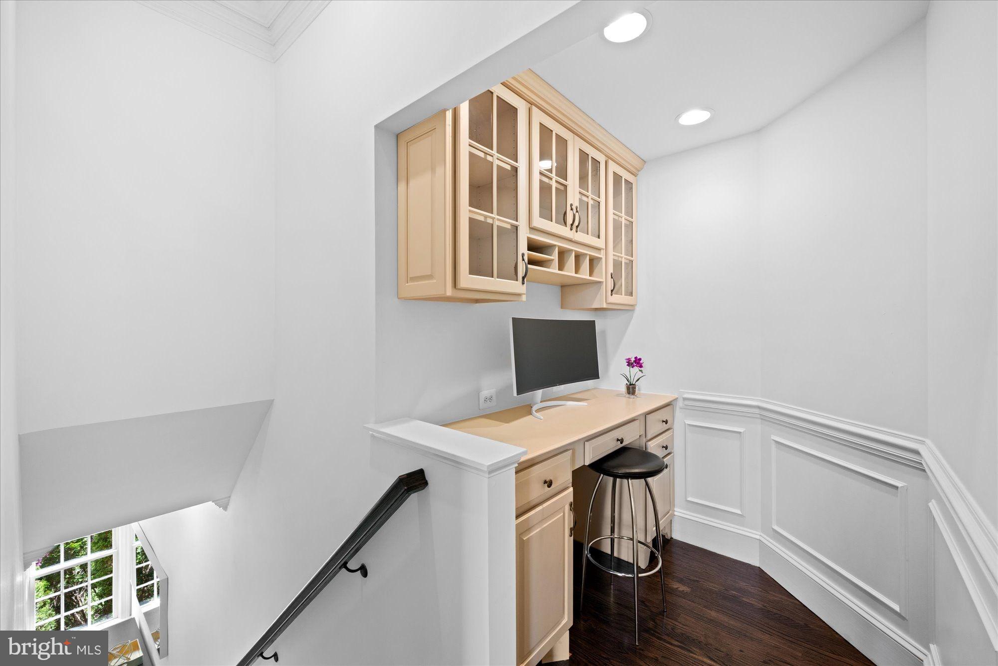 CHESTERBROOK WOODS - Residential