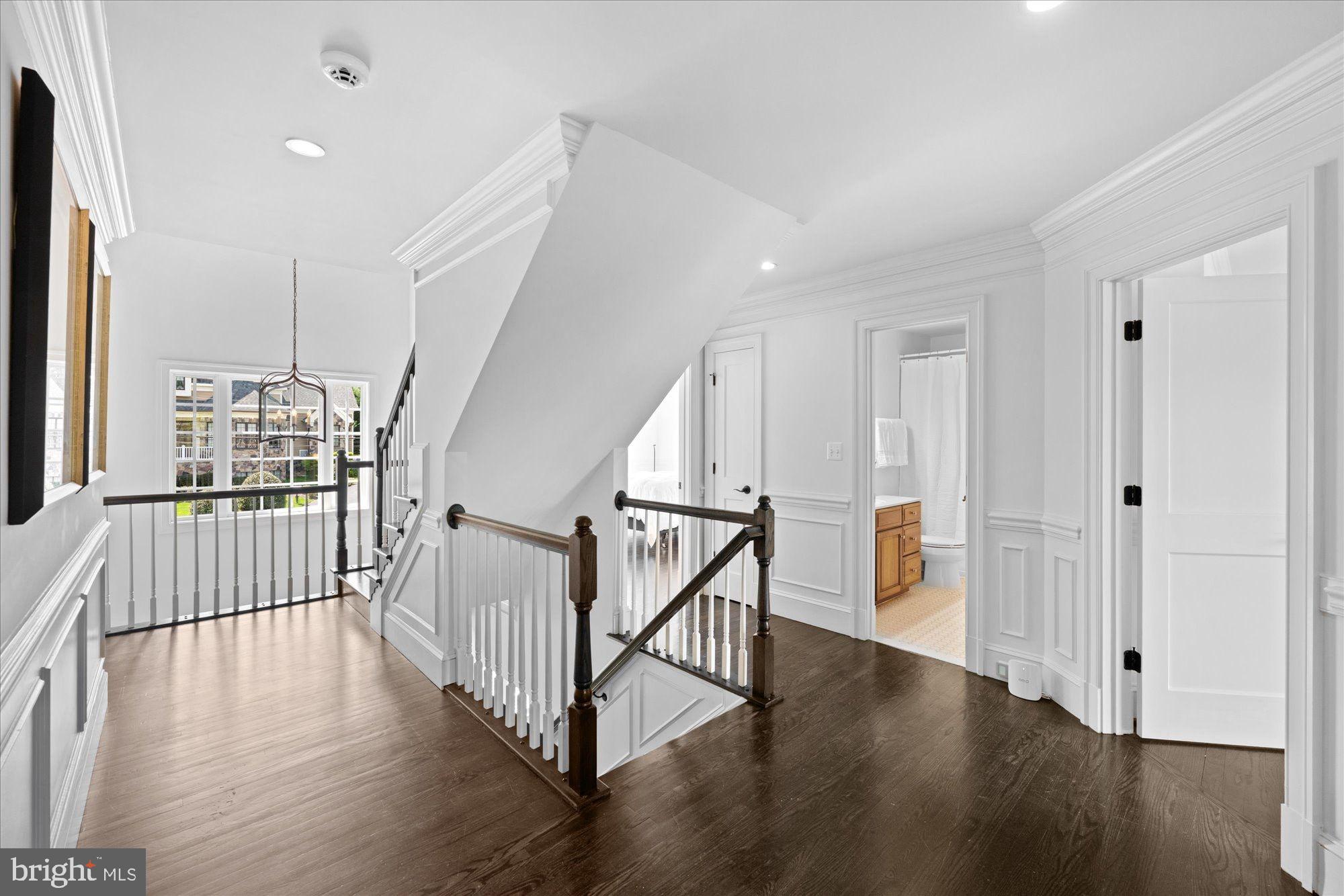 CHESTERBROOK WOODS - Residential