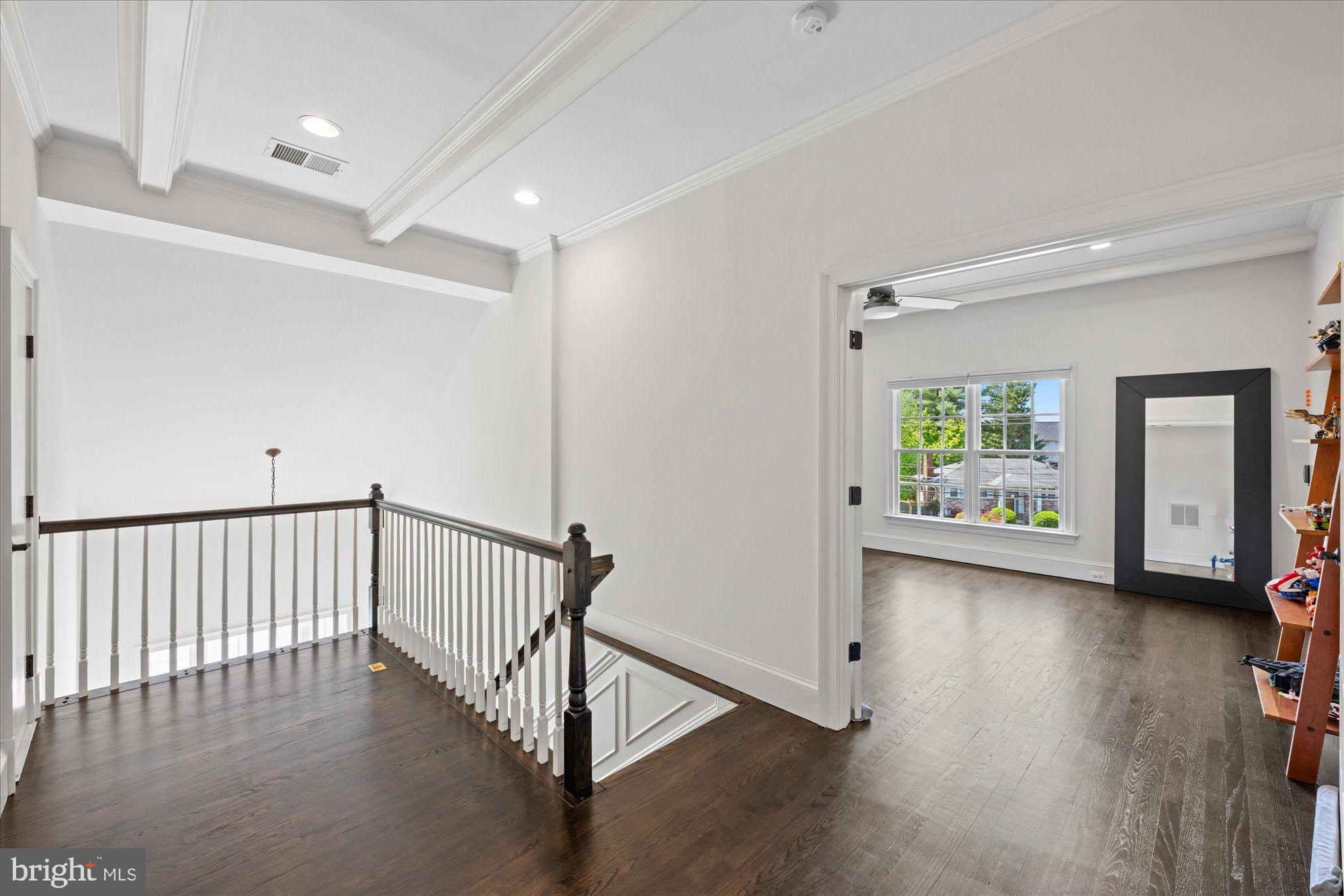 CHESTERBROOK WOODS - Residential