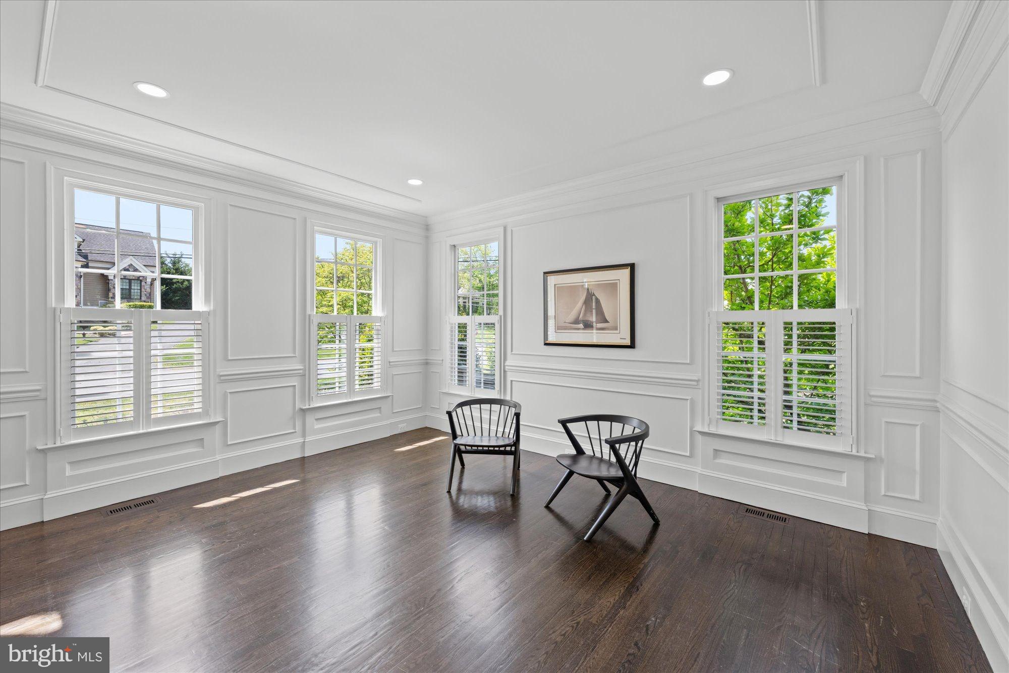 CHESTERBROOK WOODS - Residential