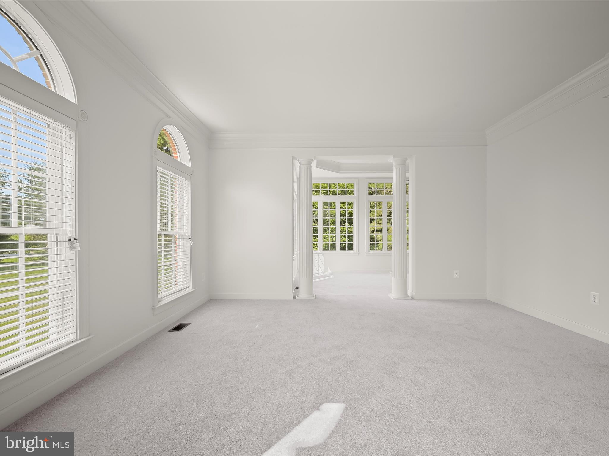 HALL SHOP MANOR - Residential