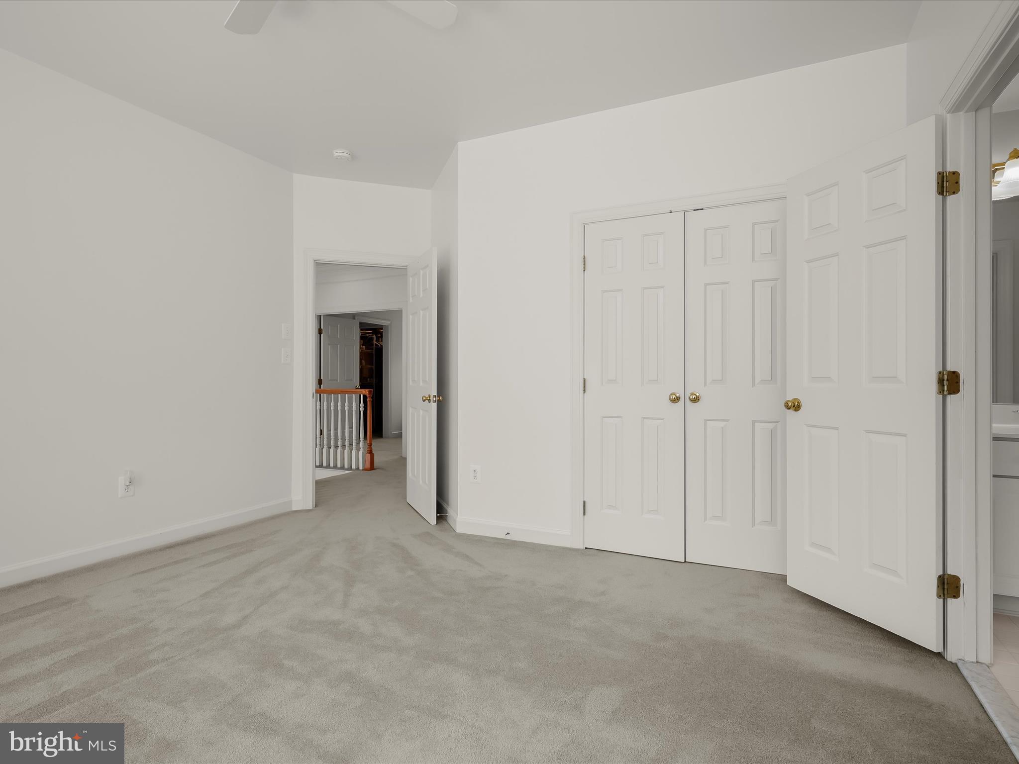 HALL SHOP MANOR - Residential