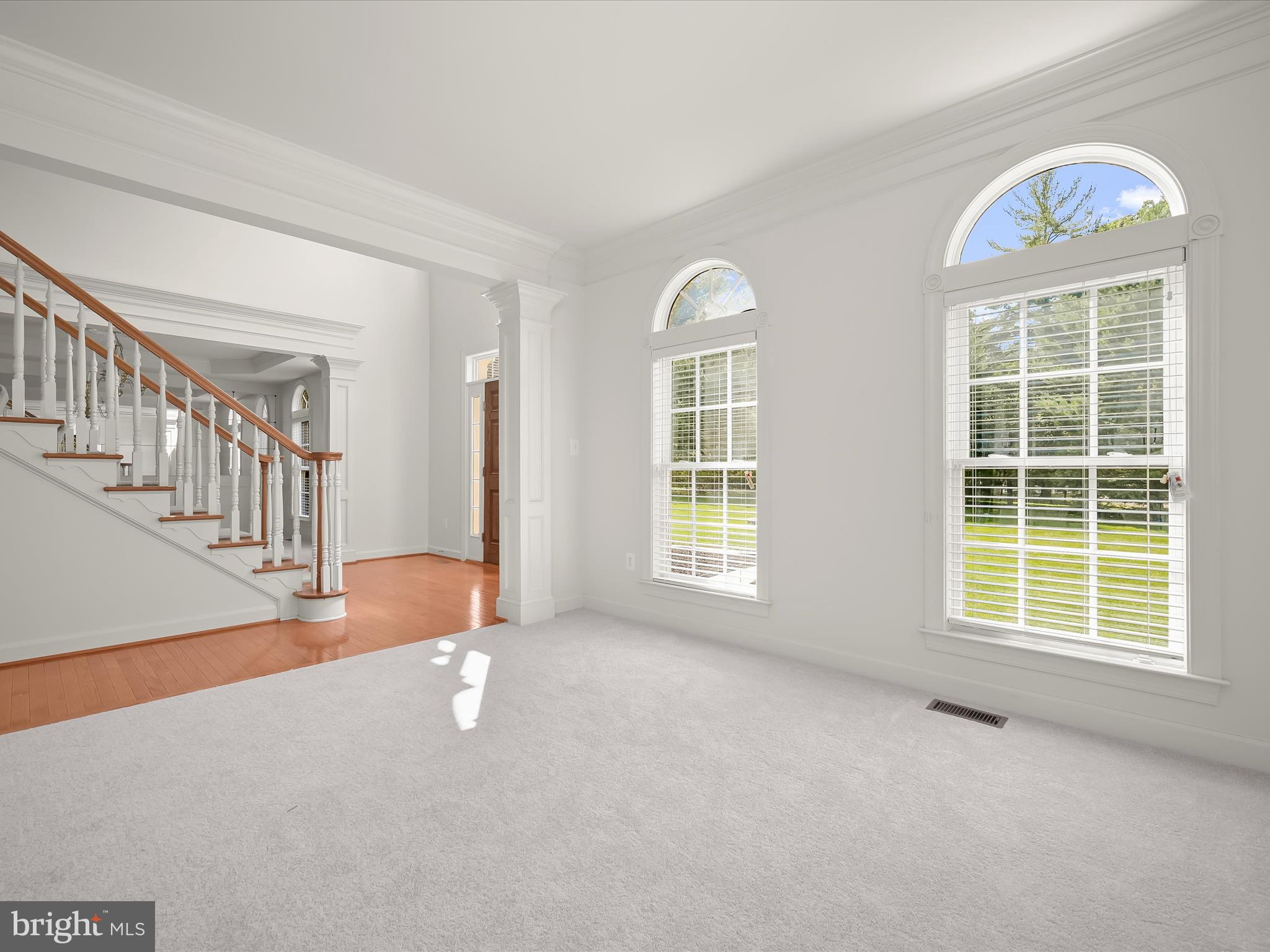 HALL SHOP MANOR - Residential